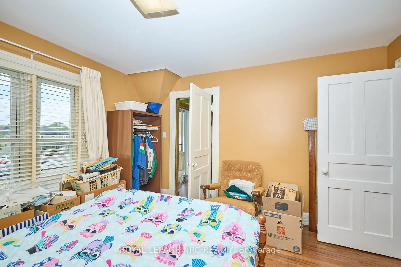 9 Pine Street S