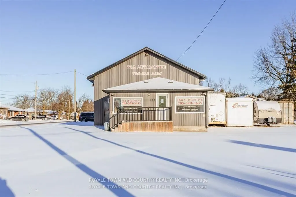 118 Queen Street N