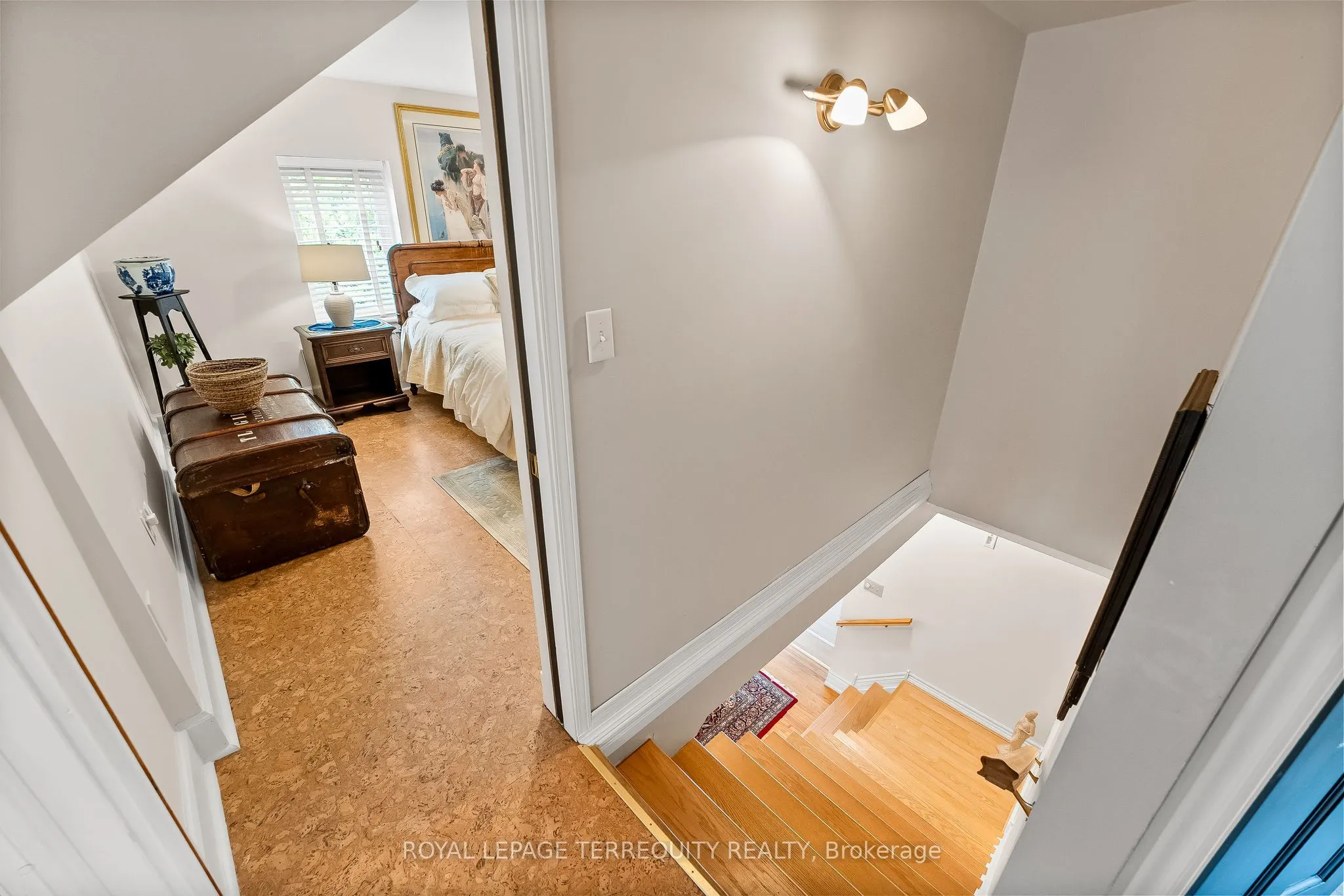 21 Concession Street E