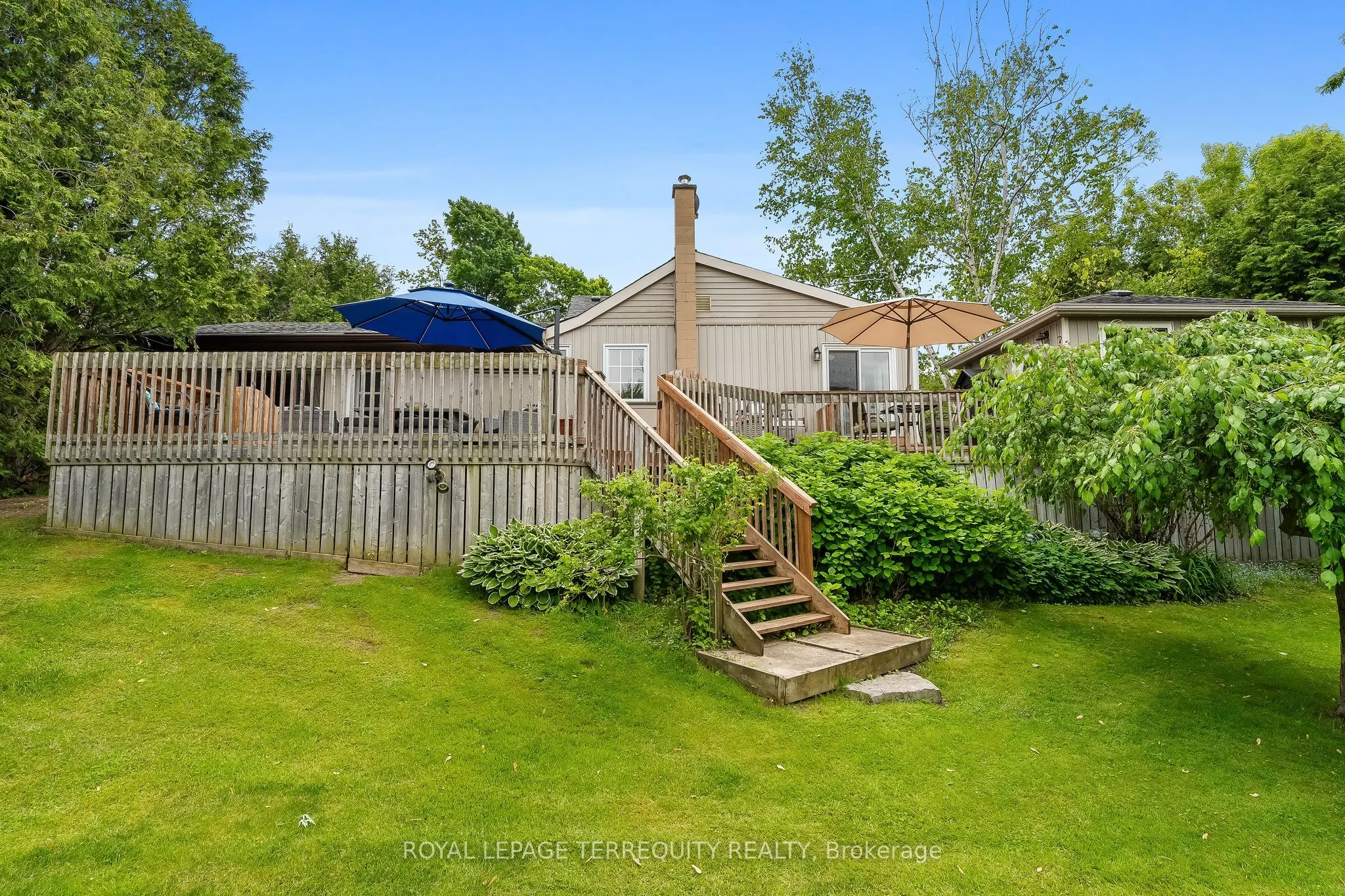21 Concession Street E