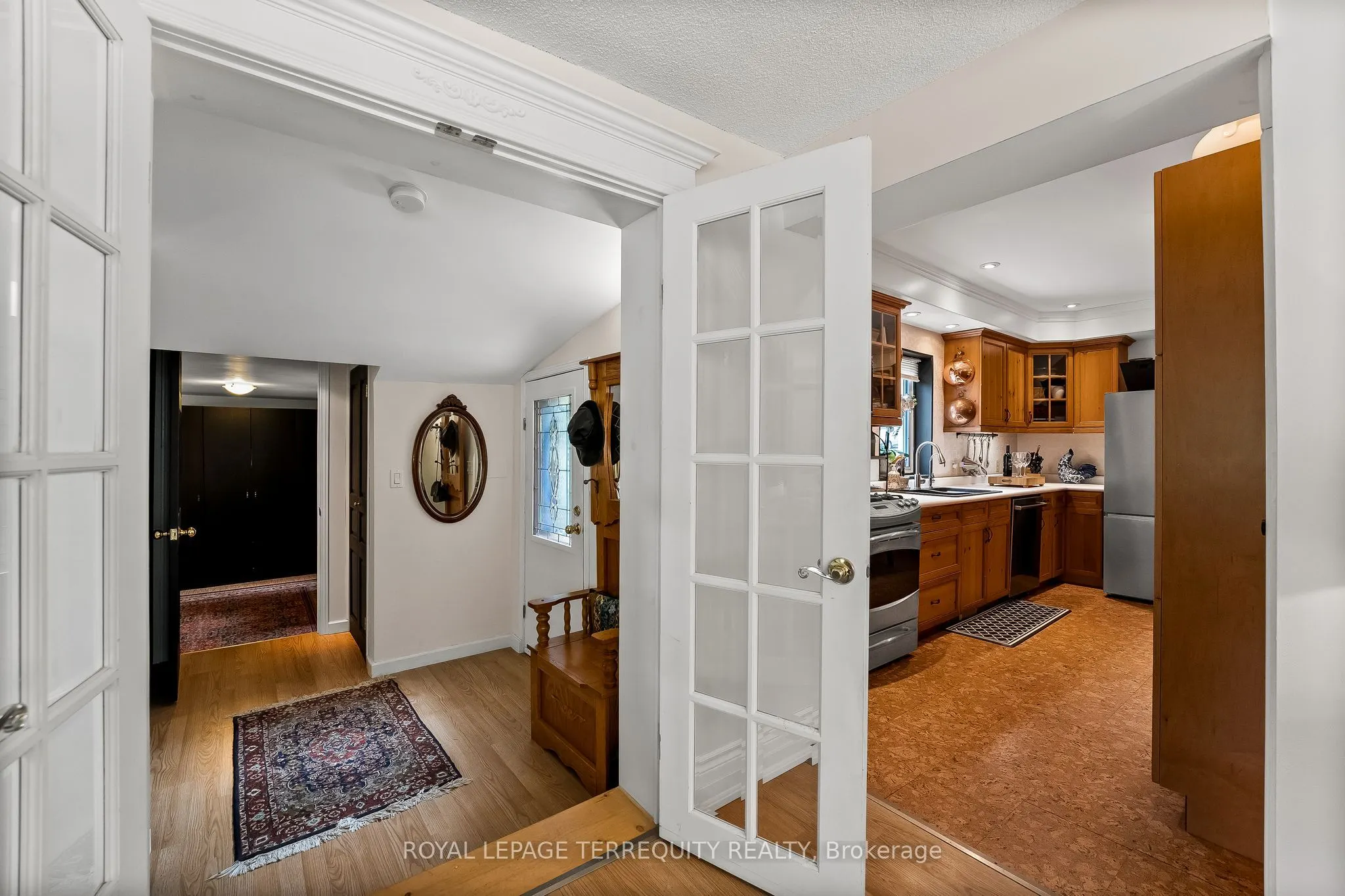 21 Concession Street E