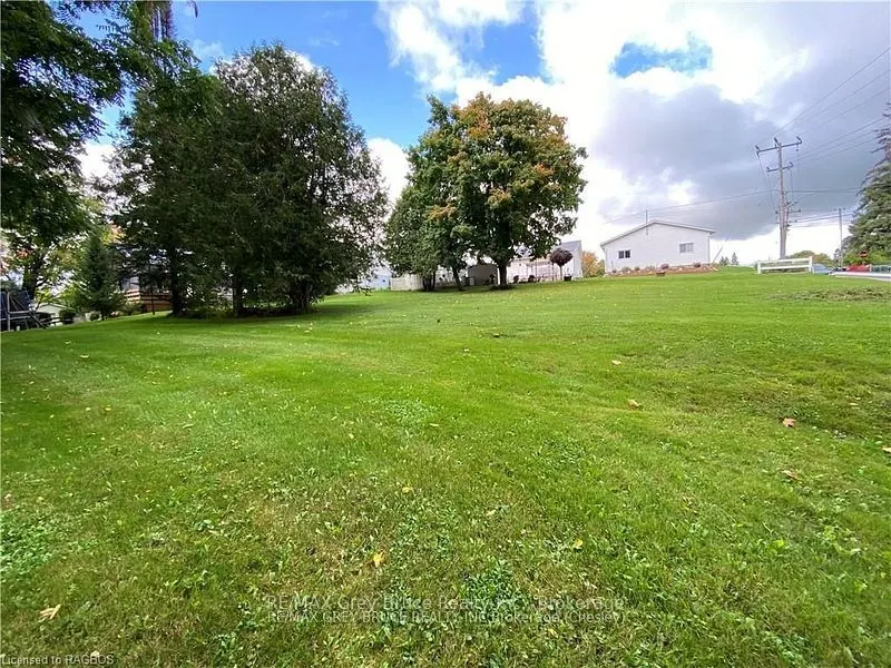 PT LOT 2 2ND Avenue
