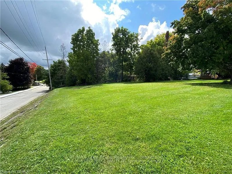 PT LOT 2 2ND Avenue