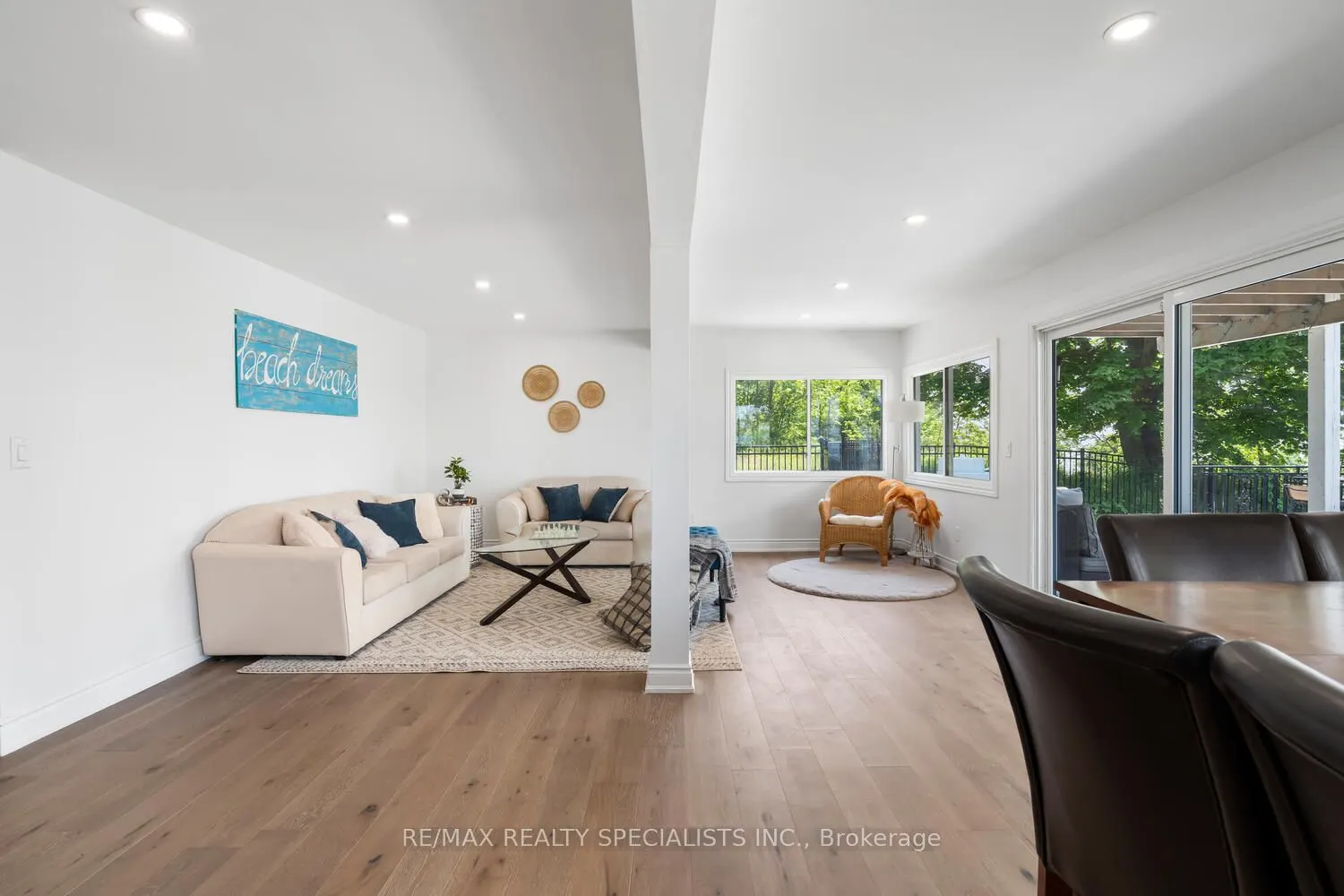 532 RIDGEWAY Road