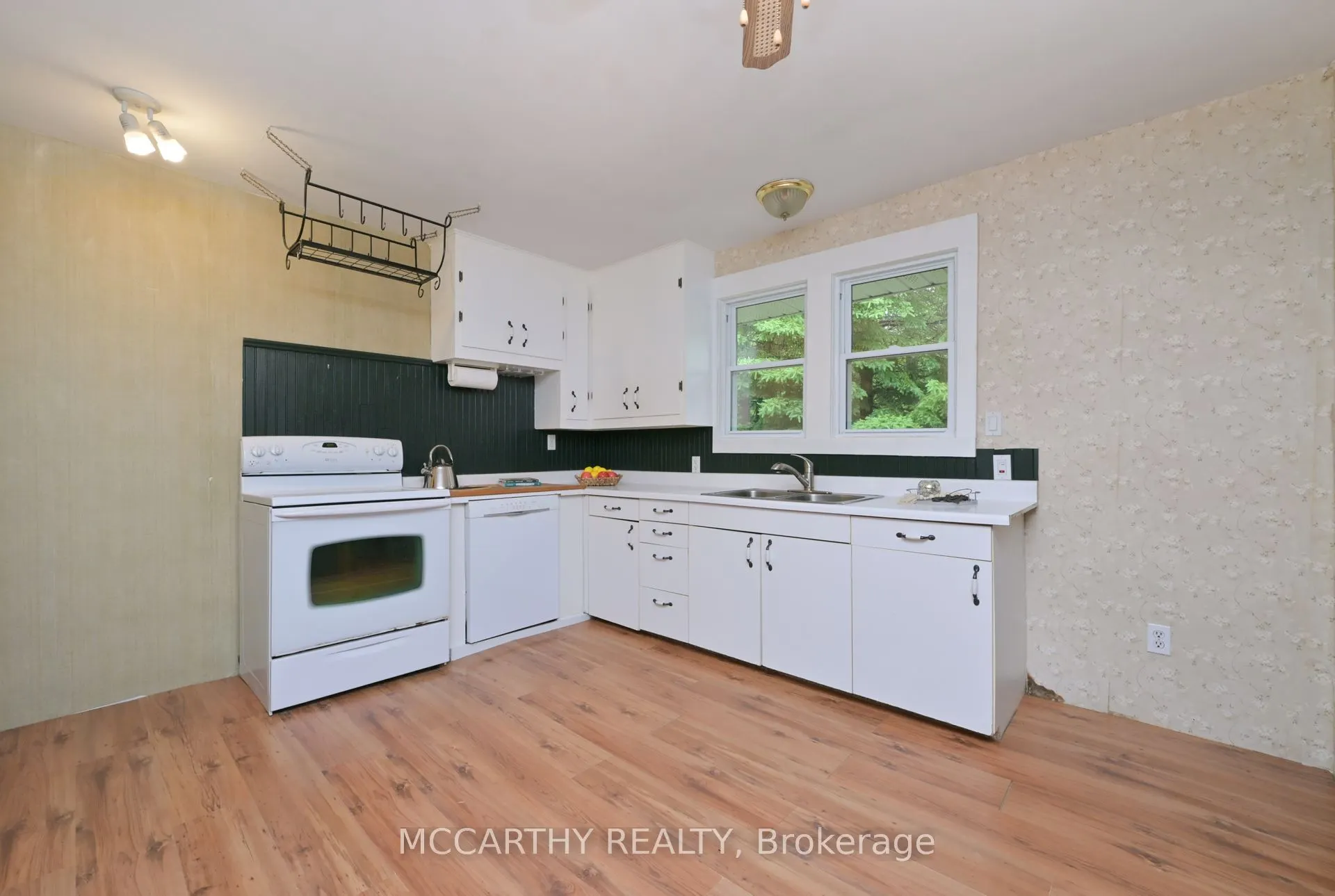 606095 River Road