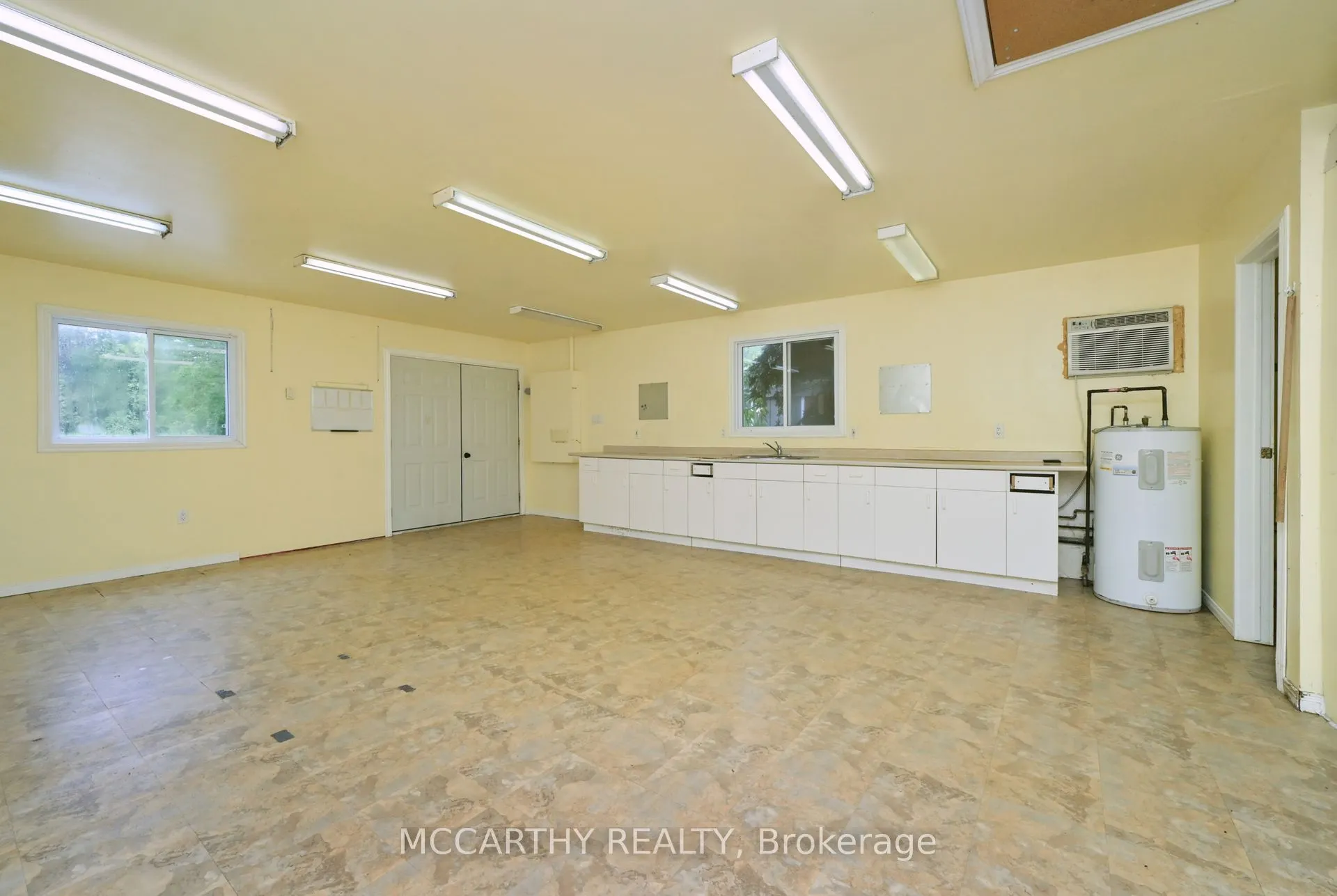 606095 River Road