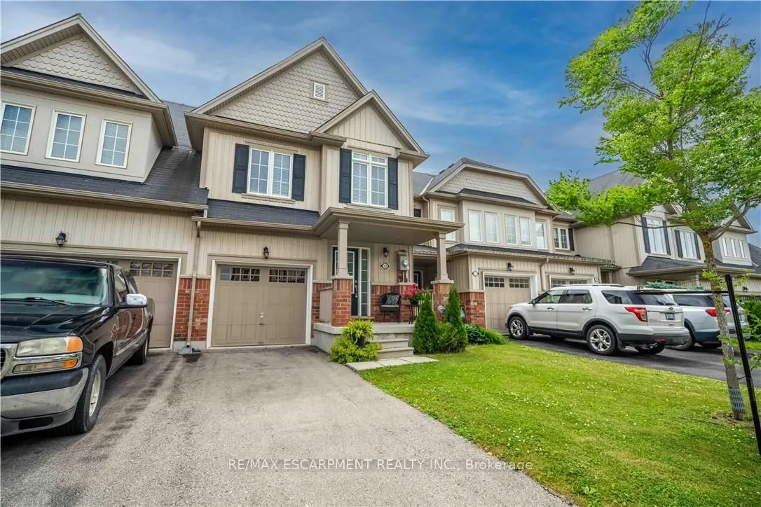 12 Lynch Crescent