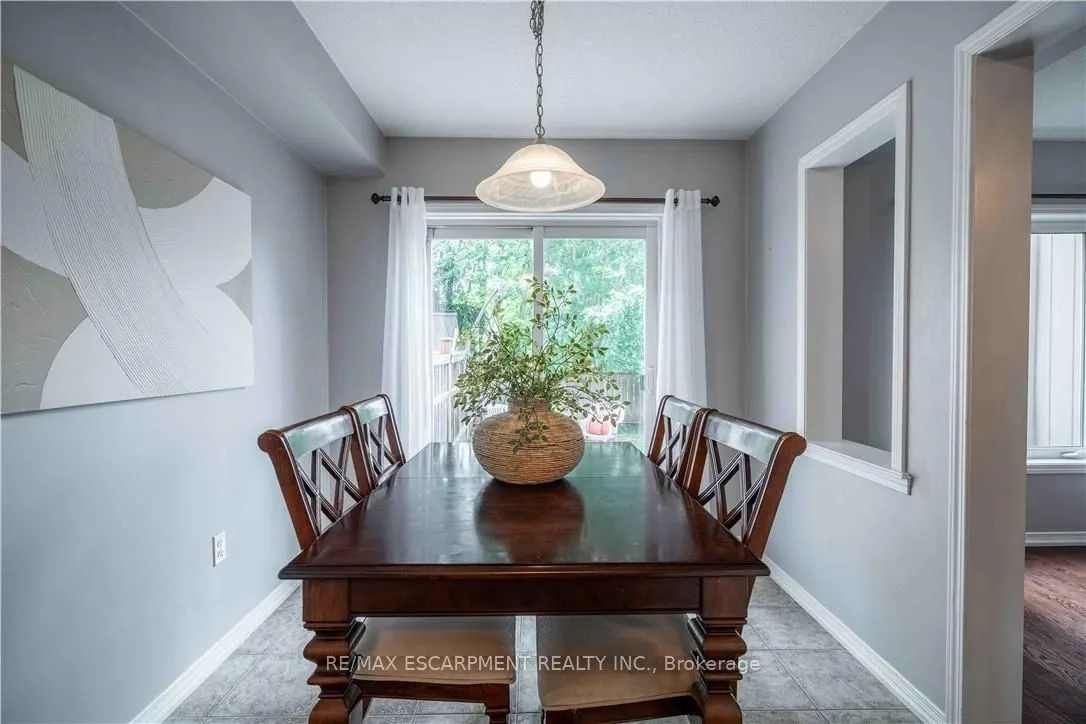 12 Lynch Crescent