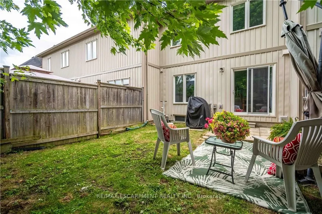12 Lynch Crescent