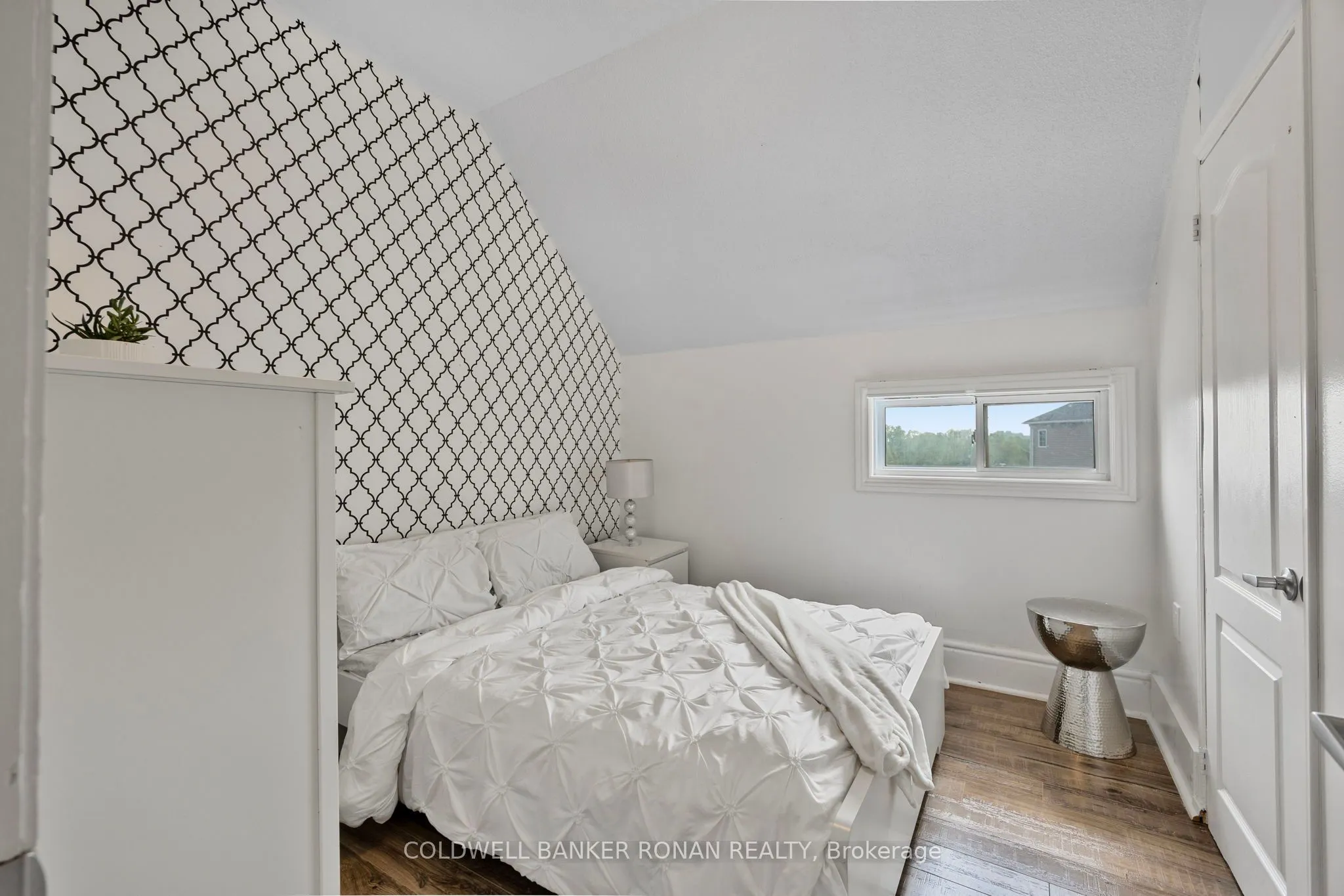 215 First Avenue W