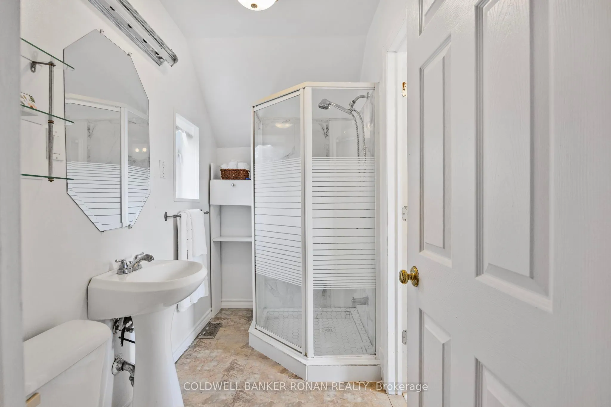 215 First Avenue W