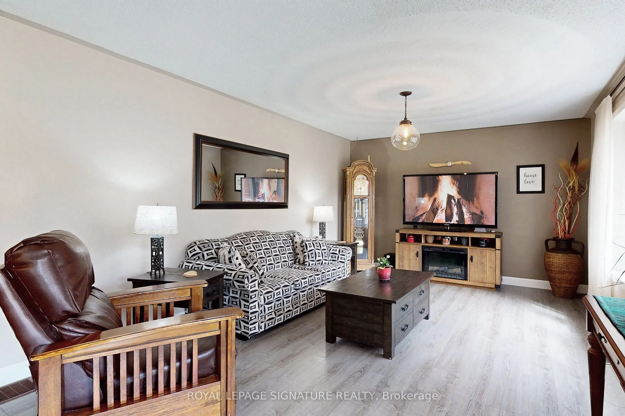 58 Aranda Way