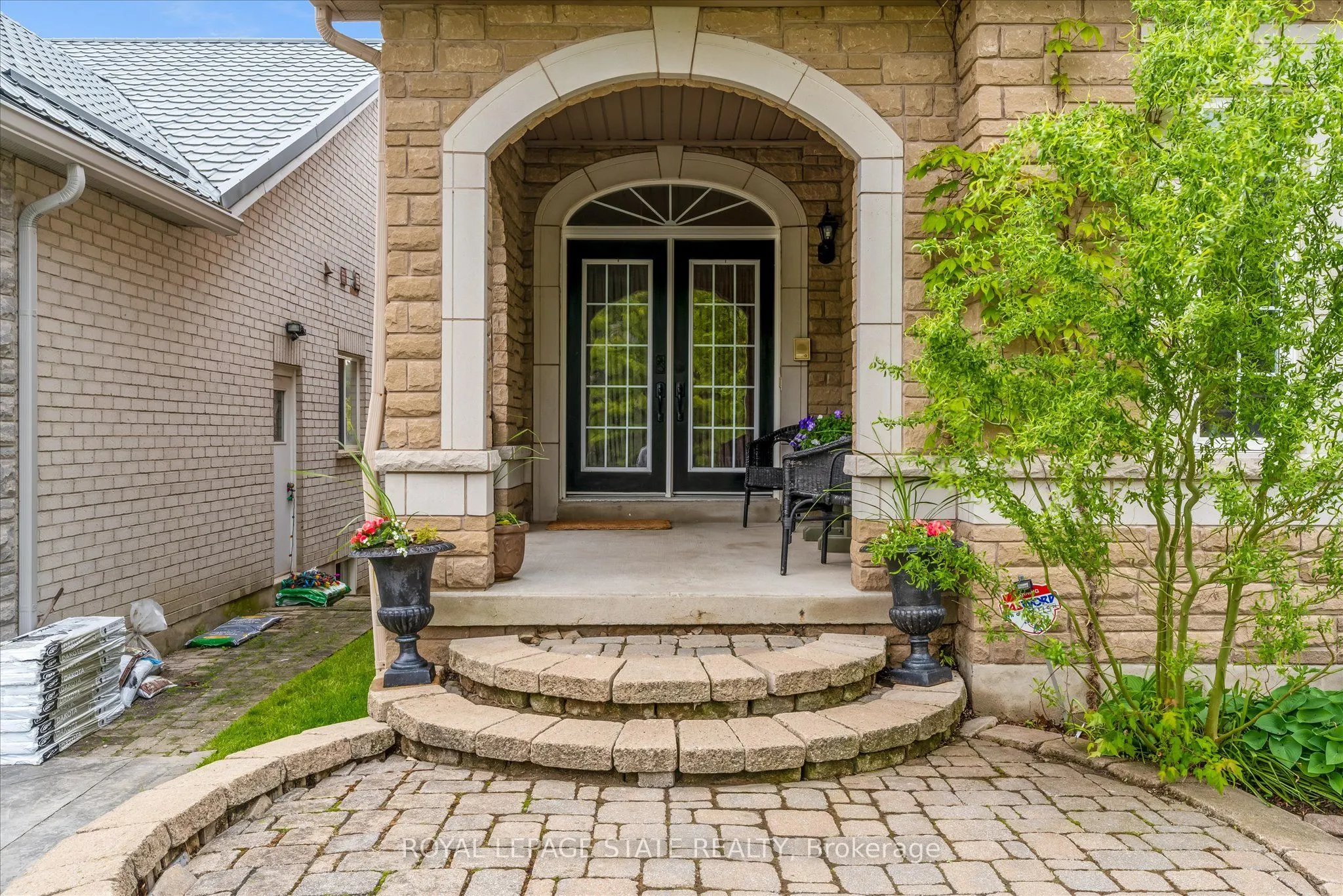 29 Gaines Avenue