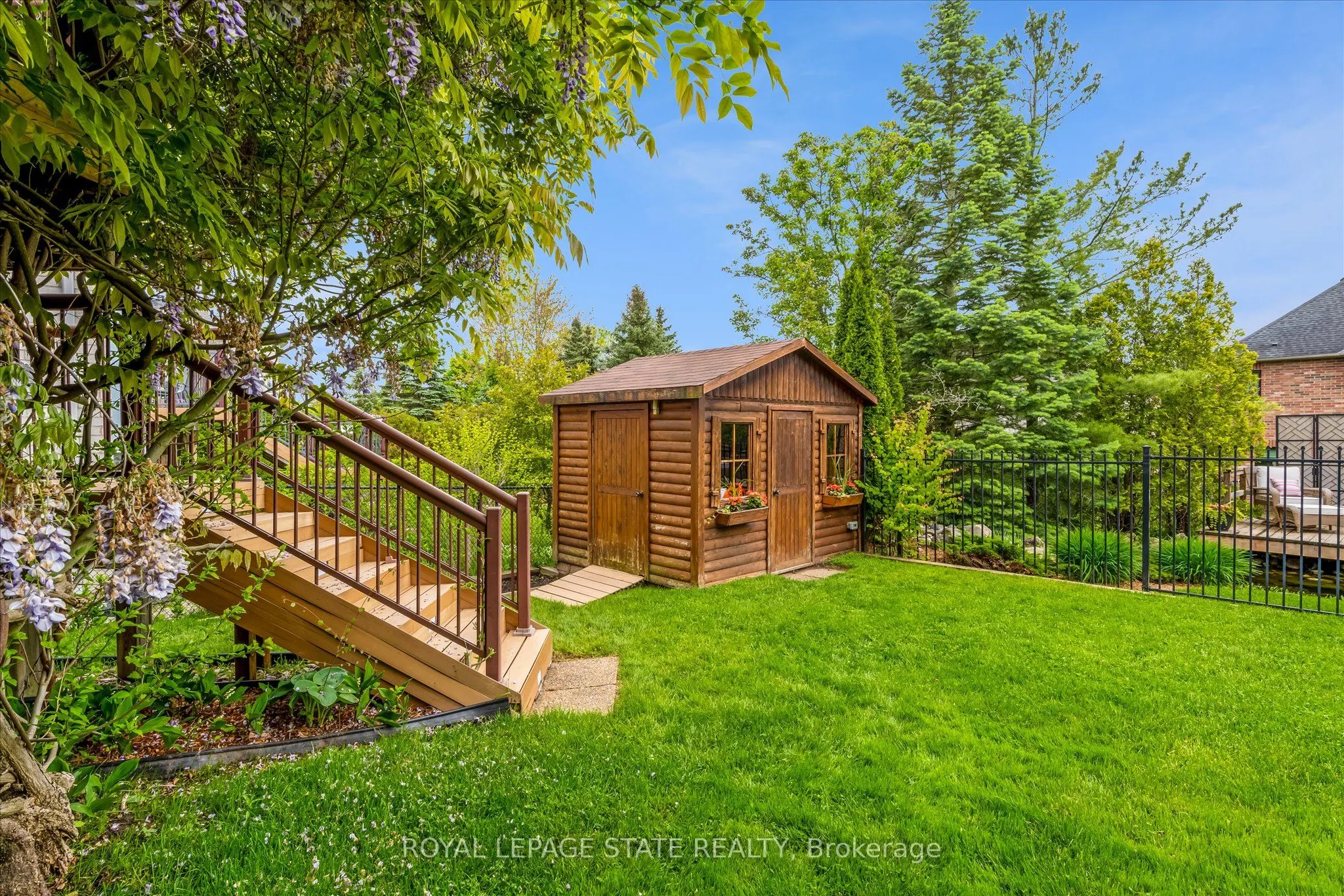 29 Gaines Avenue
