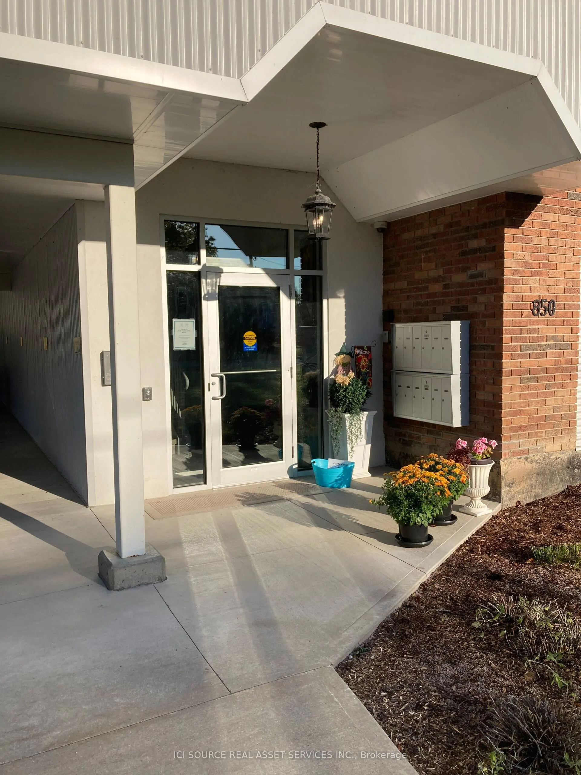 850 Alpha Street, #105