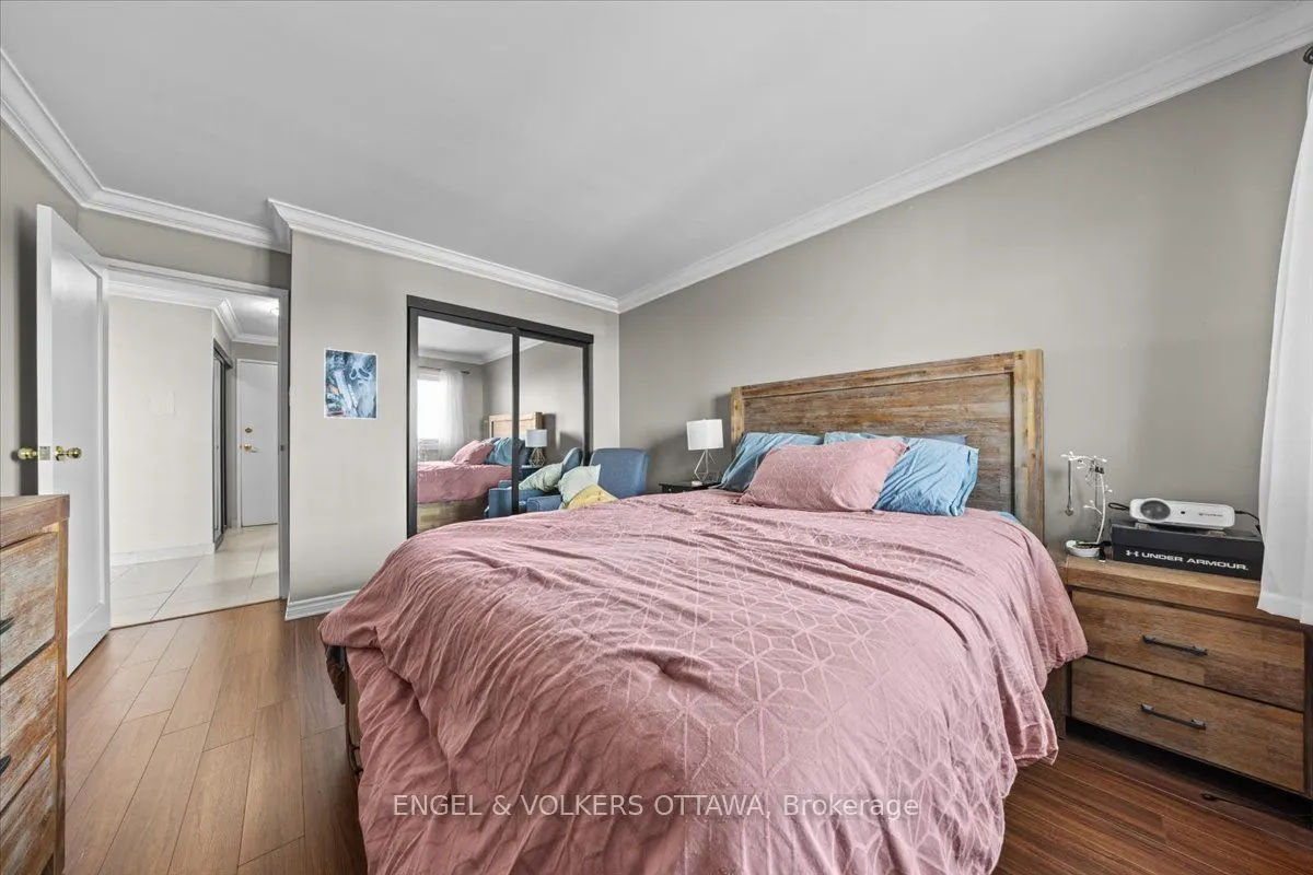 158A McArthur Avenue E, #908