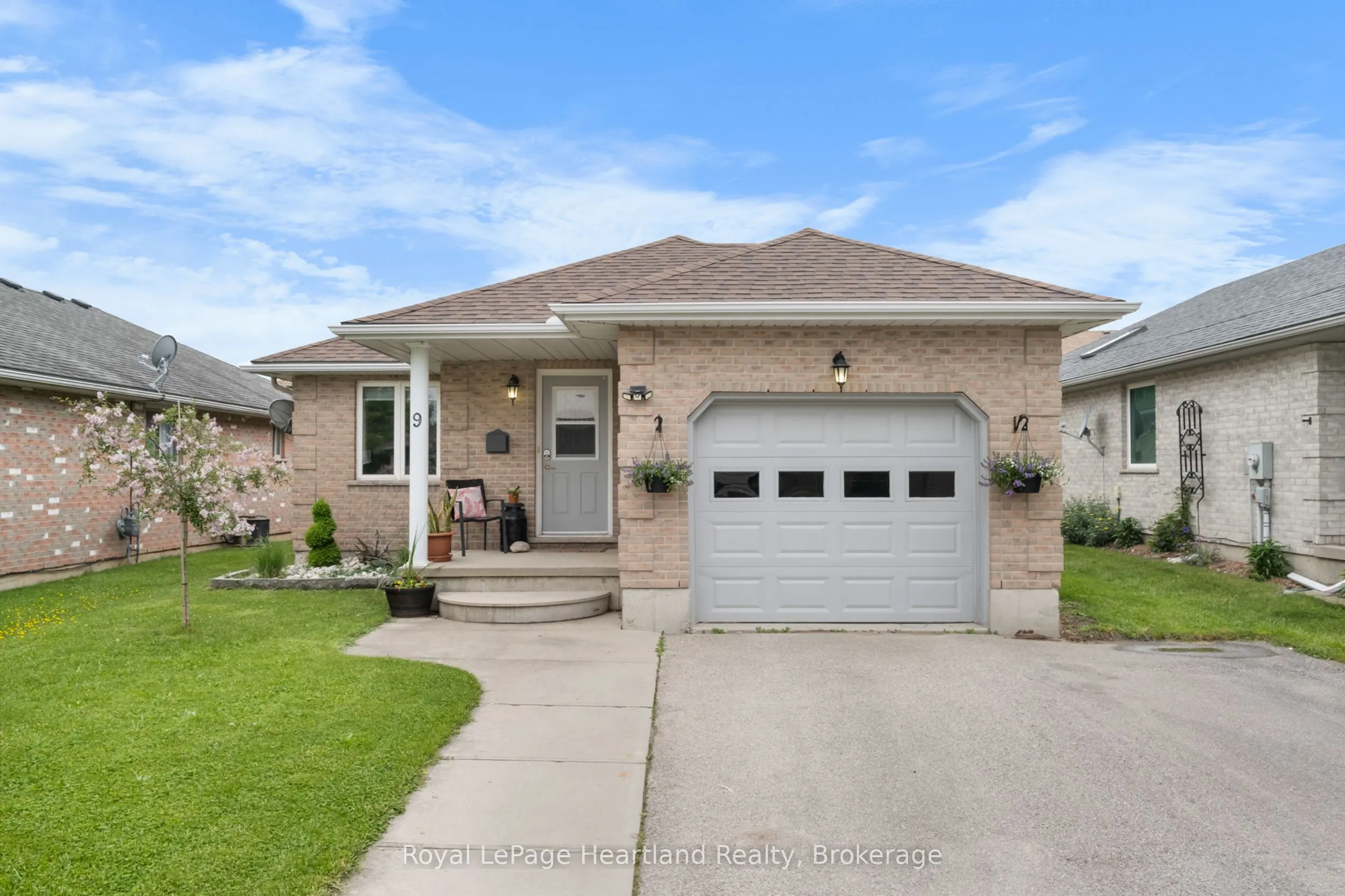 9 Parkhaven Crescent