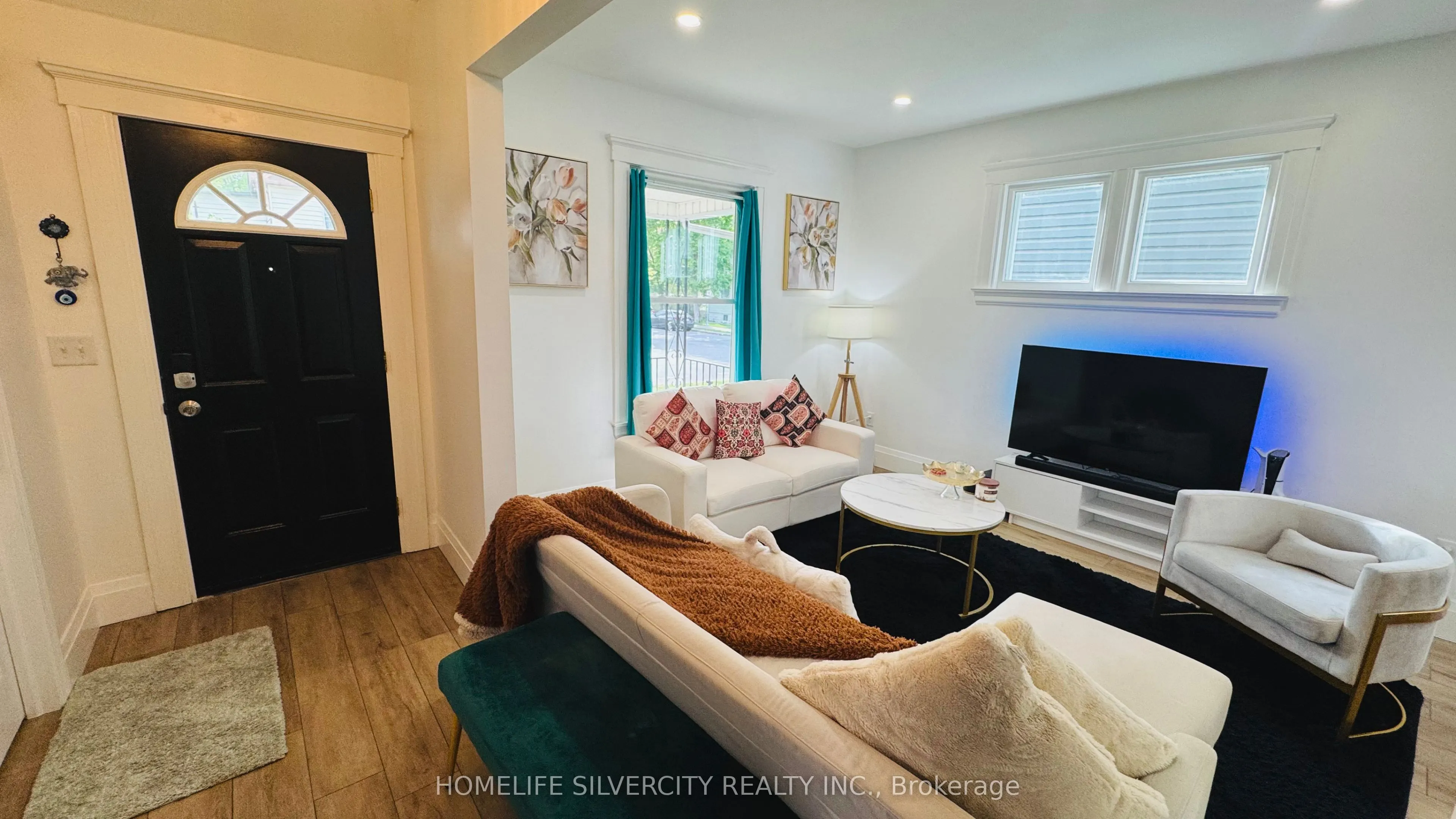 388 Gladstone Avenue