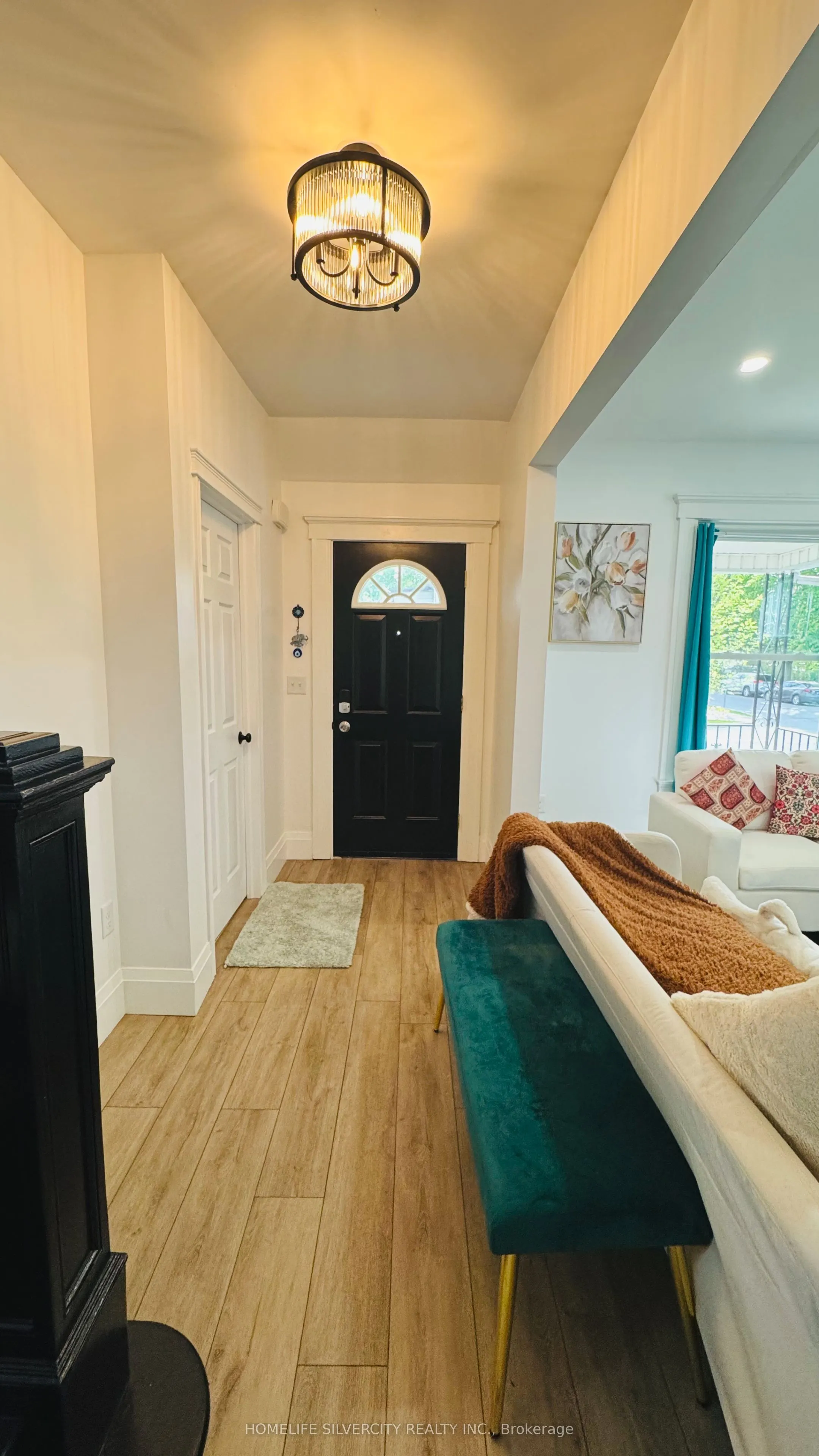 388 Gladstone Avenue