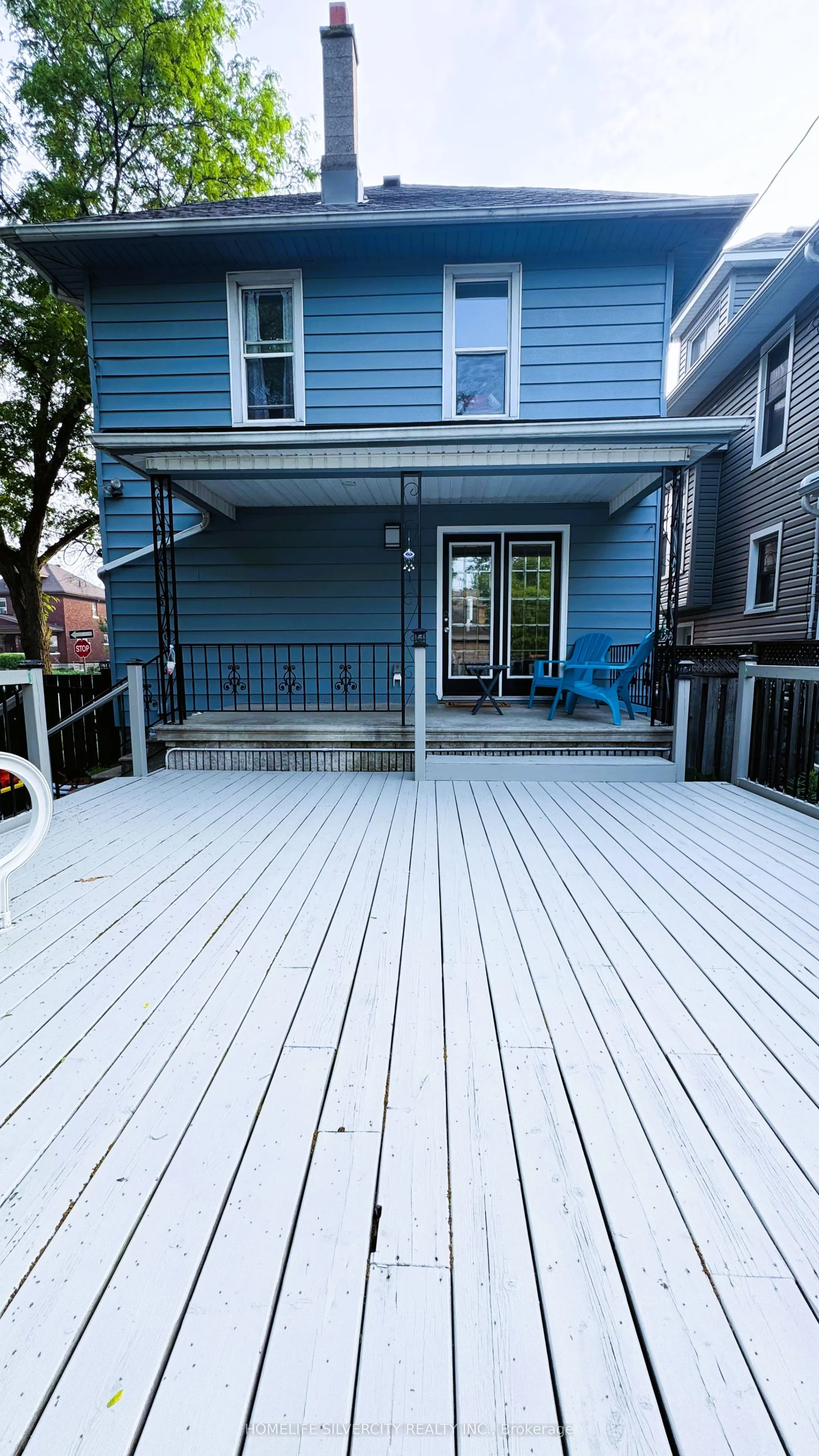388 Gladstone Avenue
