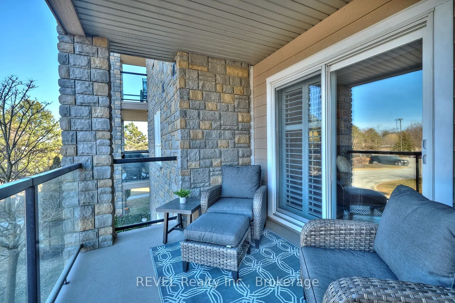 330 Prince Charles Drive, #1209