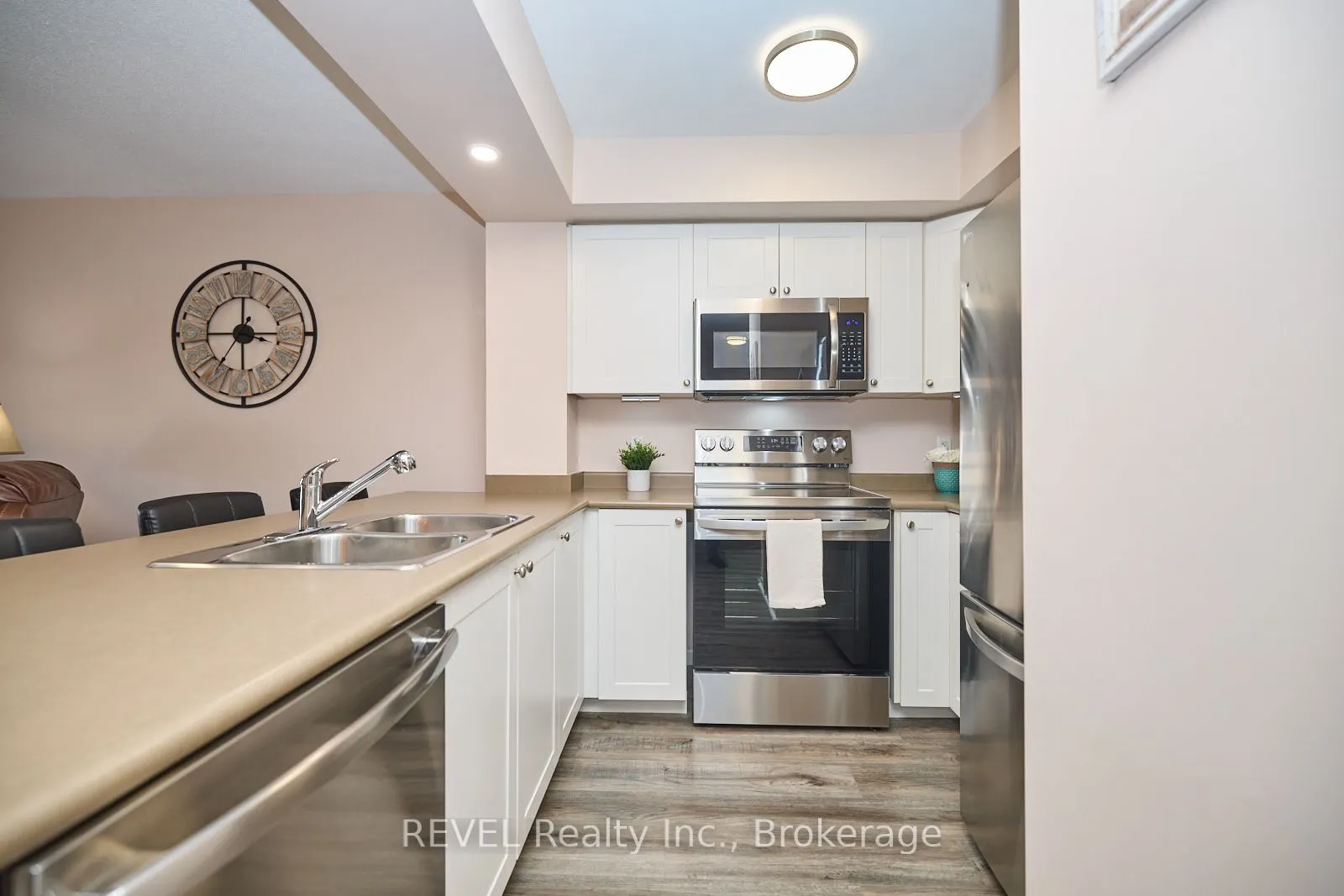 330 Prince Charles Drive, #1209