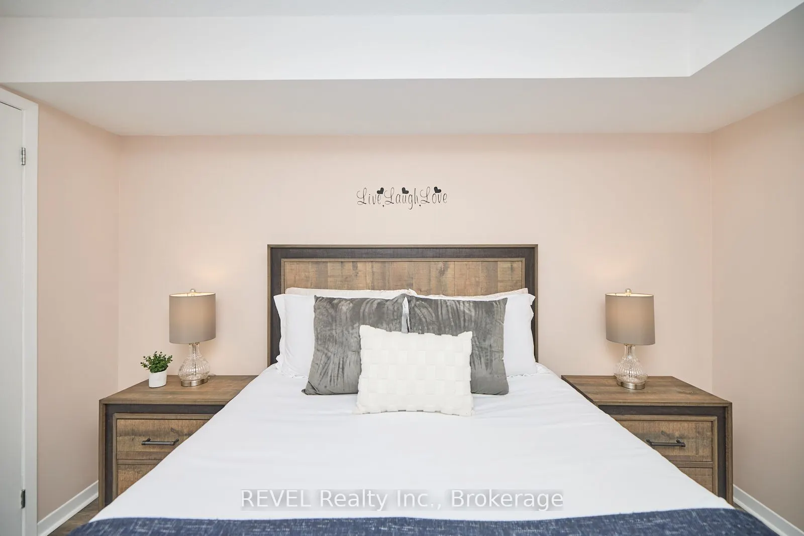 330 Prince Charles Drive, #1209