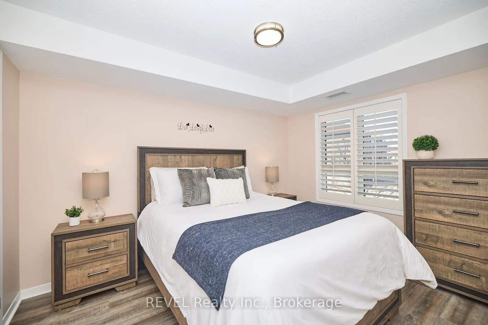 330 Prince Charles Drive, #1209