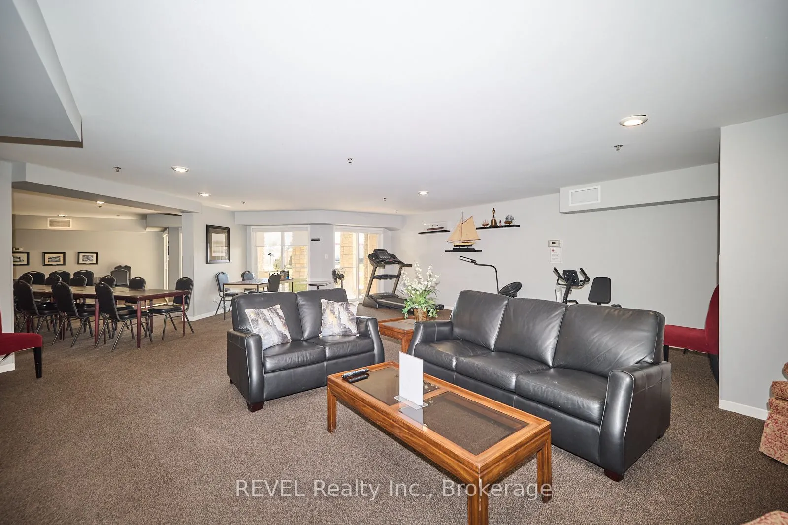 330 Prince Charles Drive, #1209