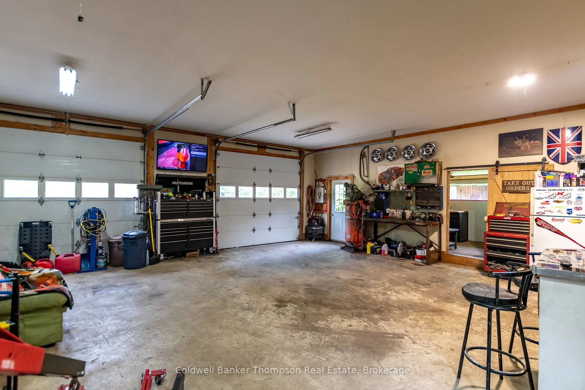 1626 Port Cunnington Road