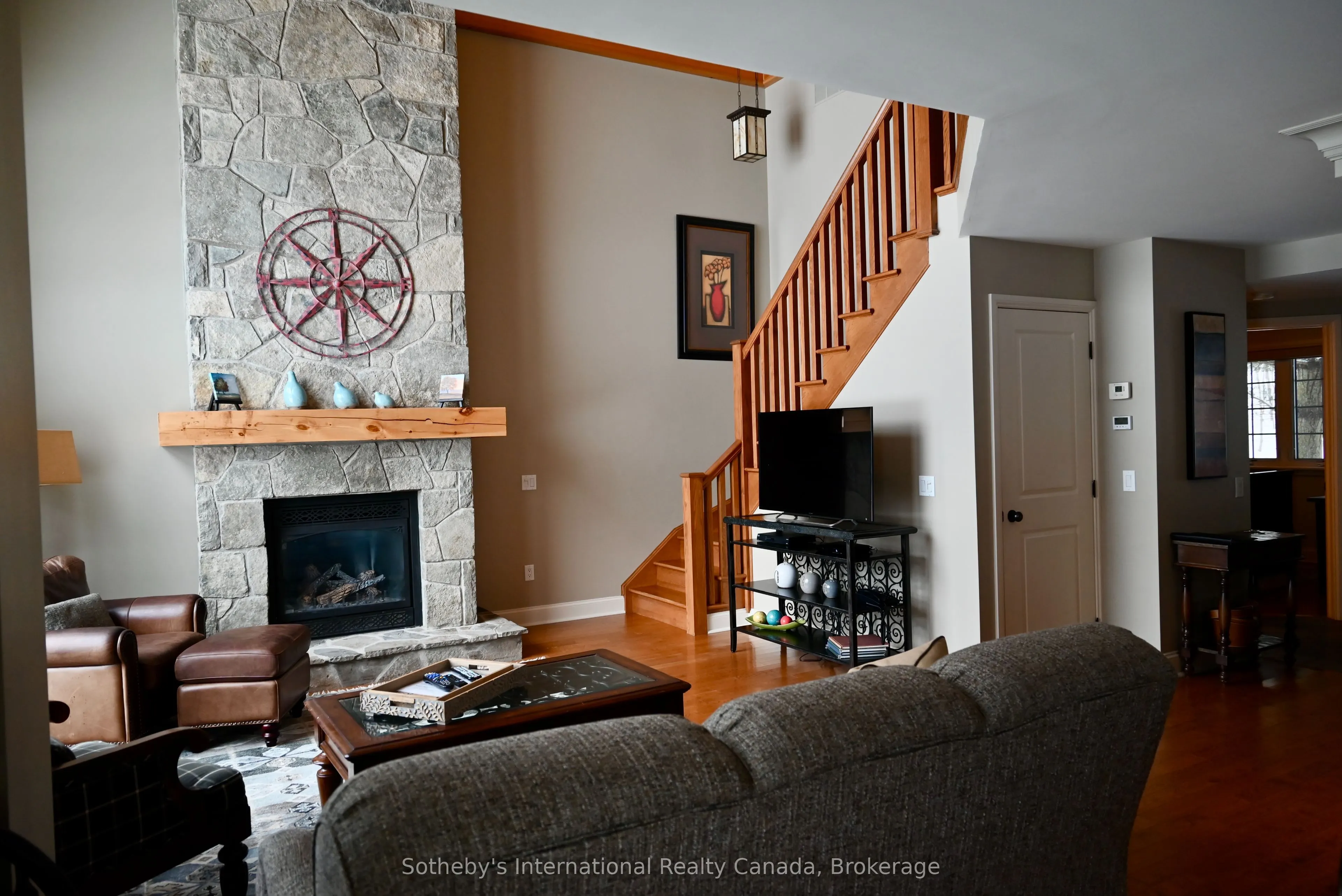 3876 Muskoka Road 118 Road W, #C4 W9