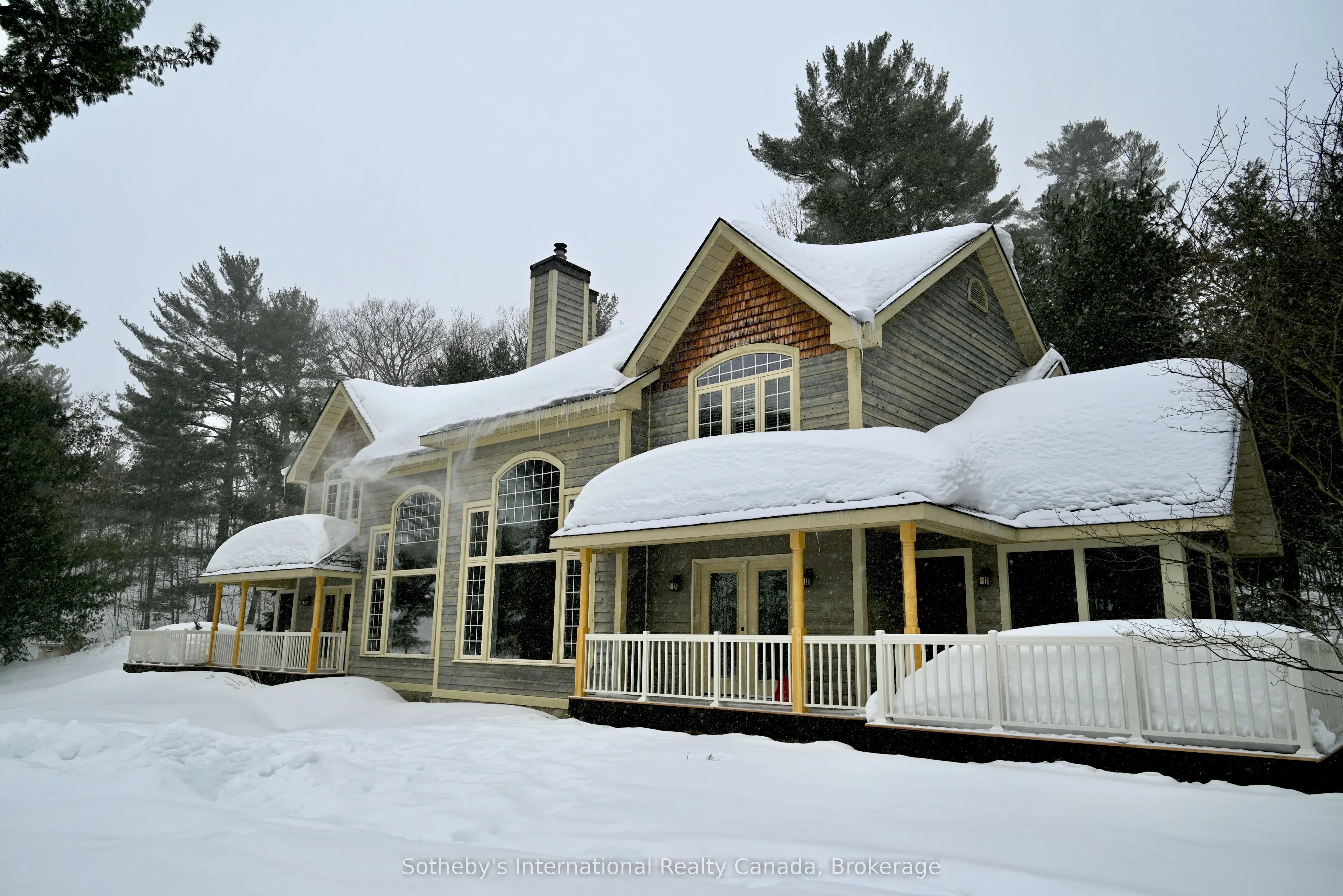 3876 Muskoka Road 118 Road W, #C4 W9