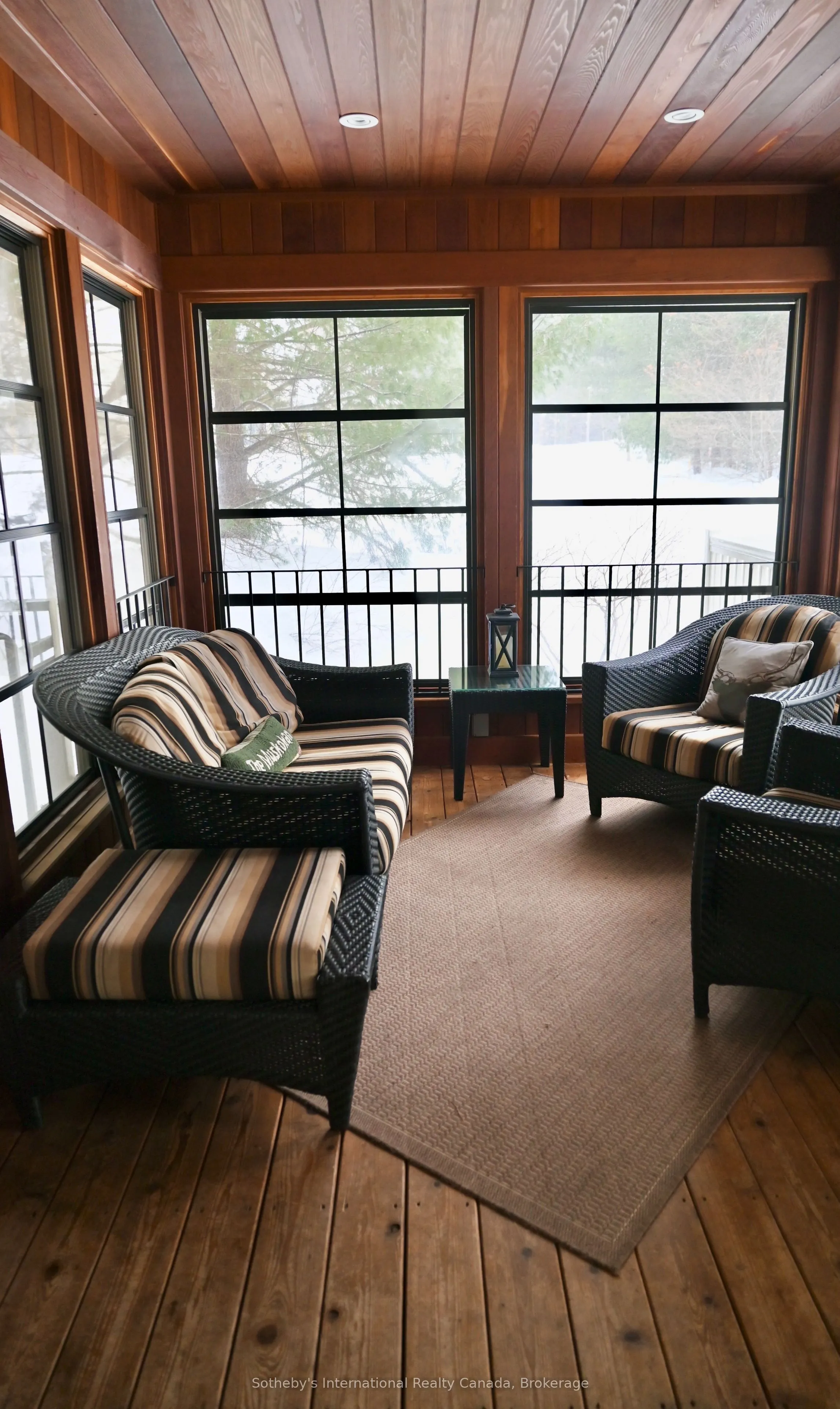 3876 Muskoka Road 118 Road W, #C4 W9