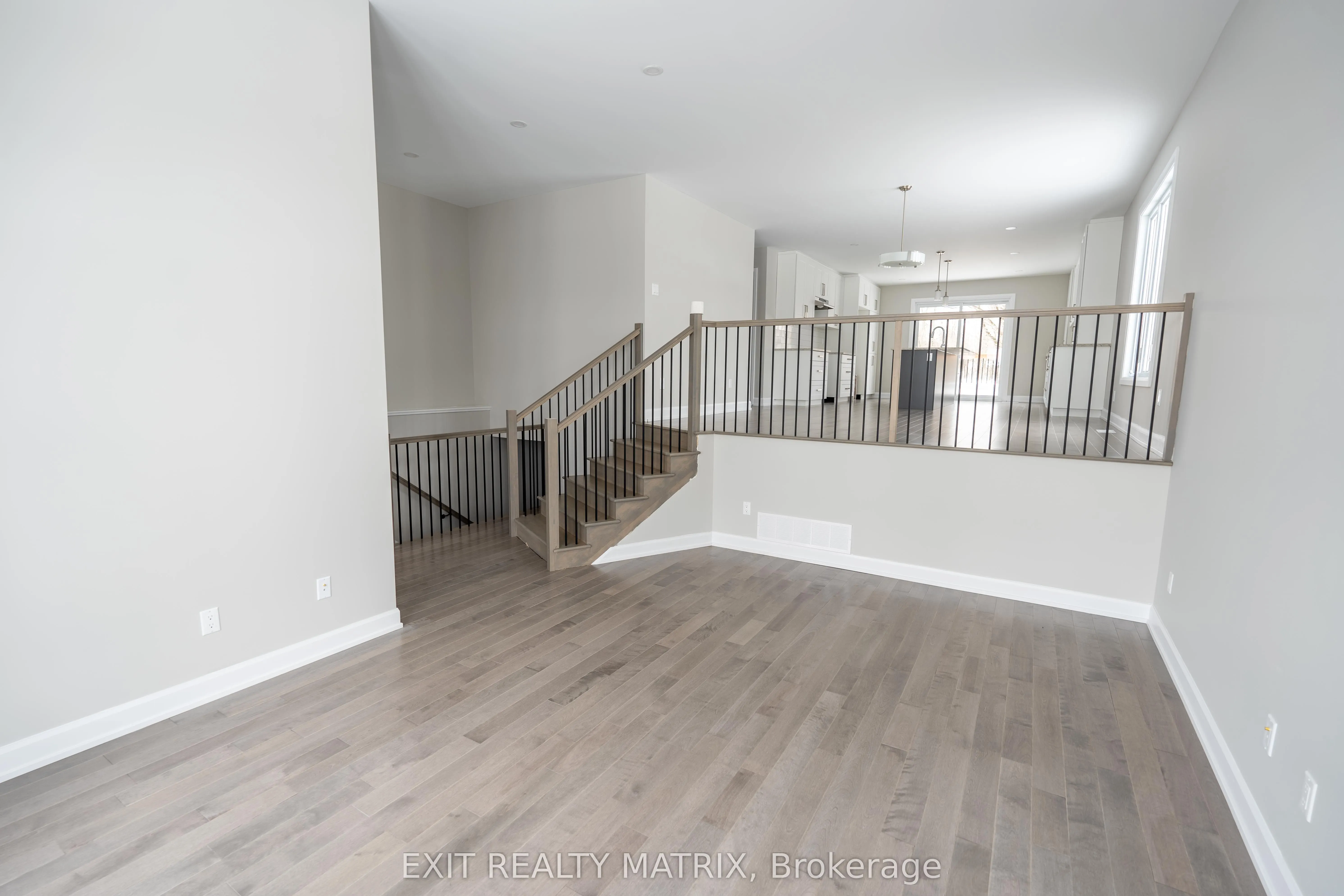 4642 CORNETT Lane