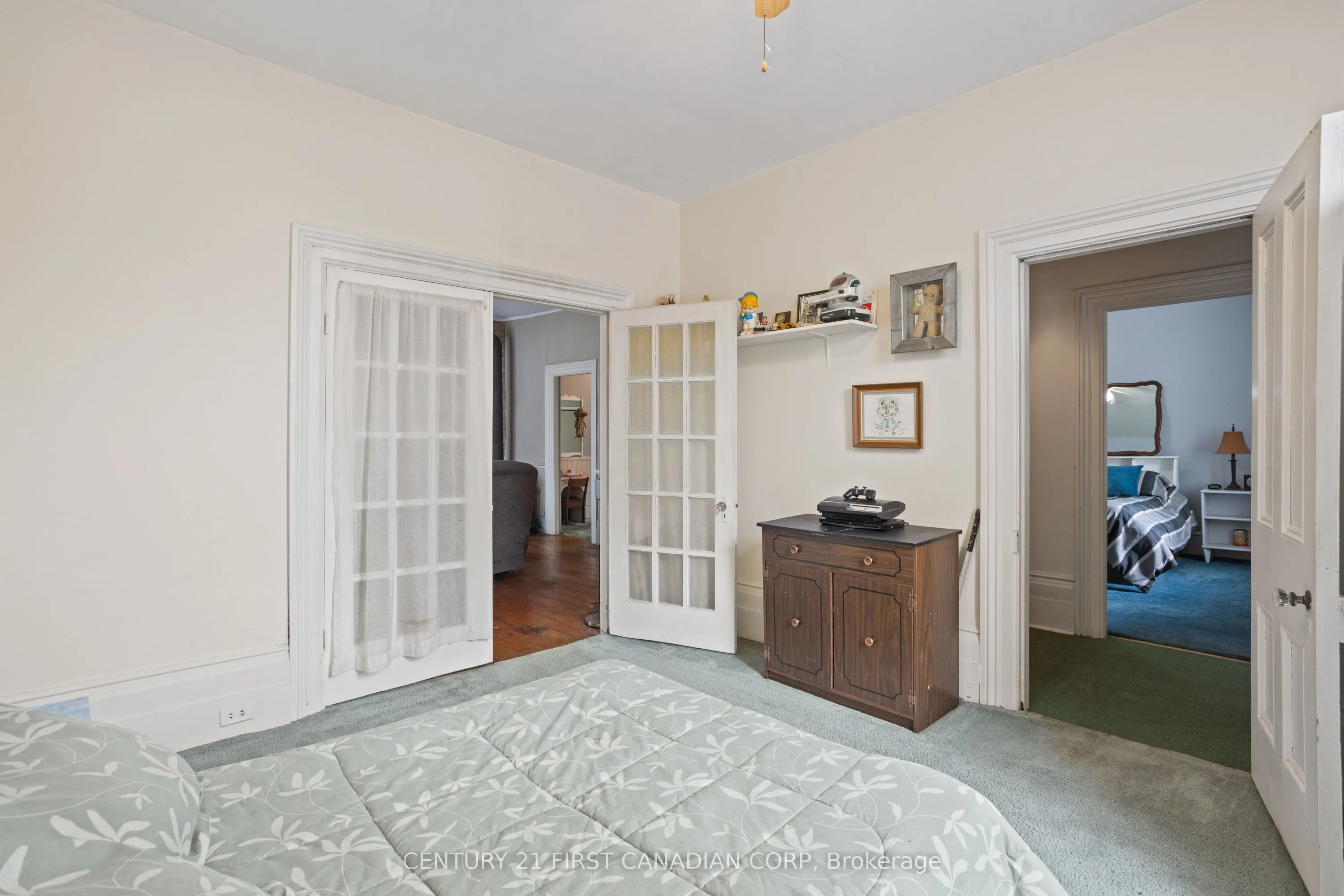 77 Main Street S