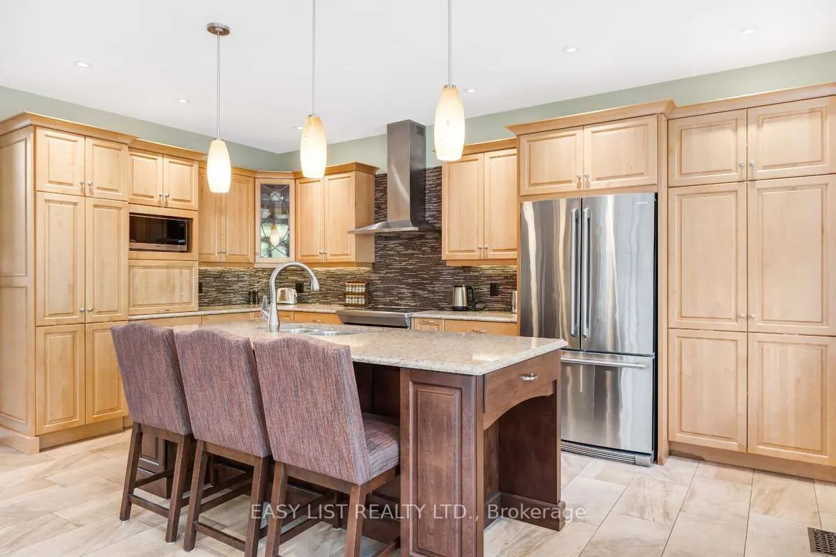 31 Forest Creek Drive