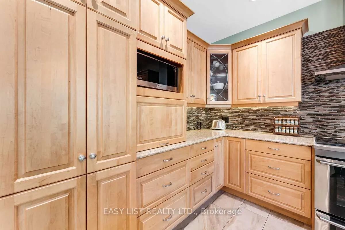 31 Forest Creek Drive