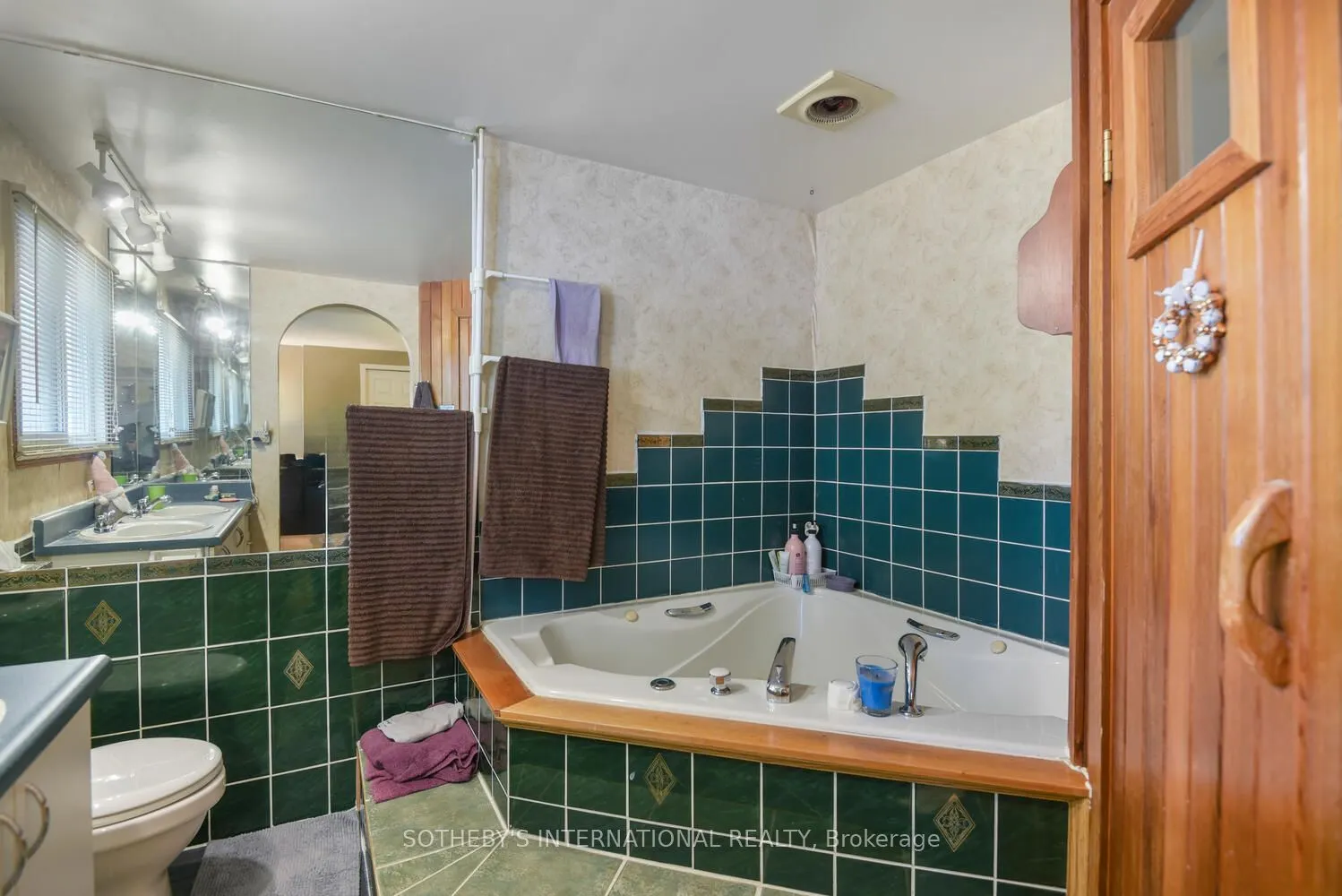 27 Aldershot Avenue, #7