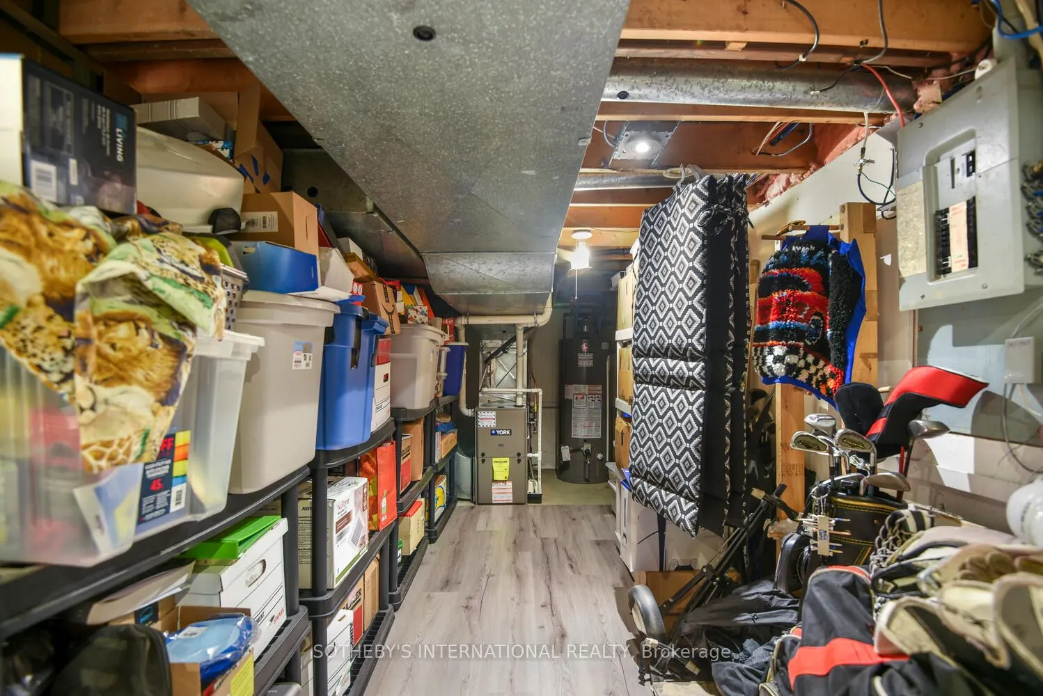 27 Aldershot Avenue, #7