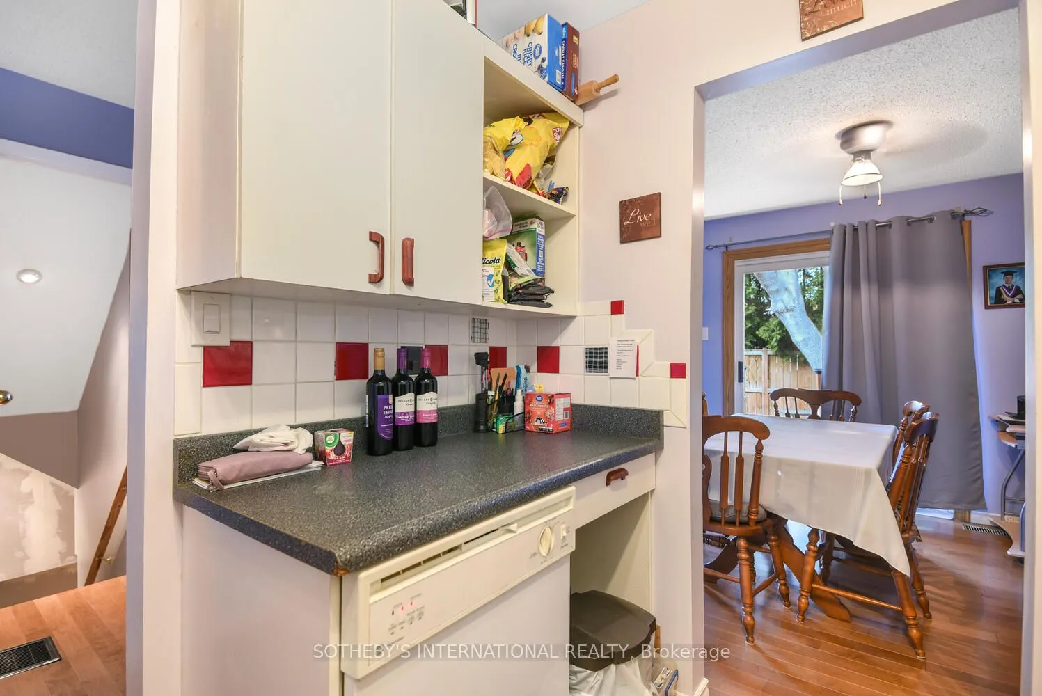 27 Aldershot Avenue, #7