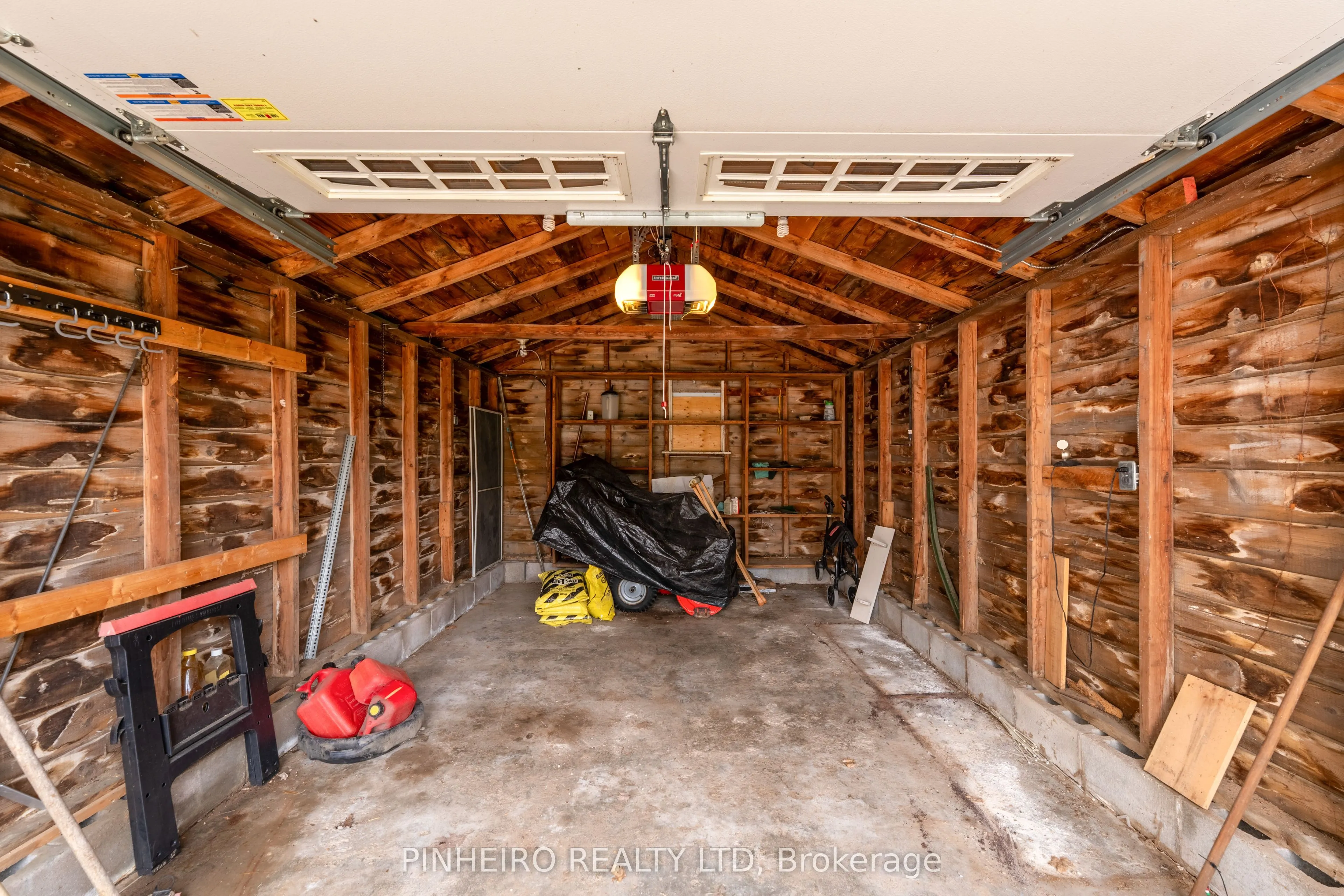 285 Front Street E