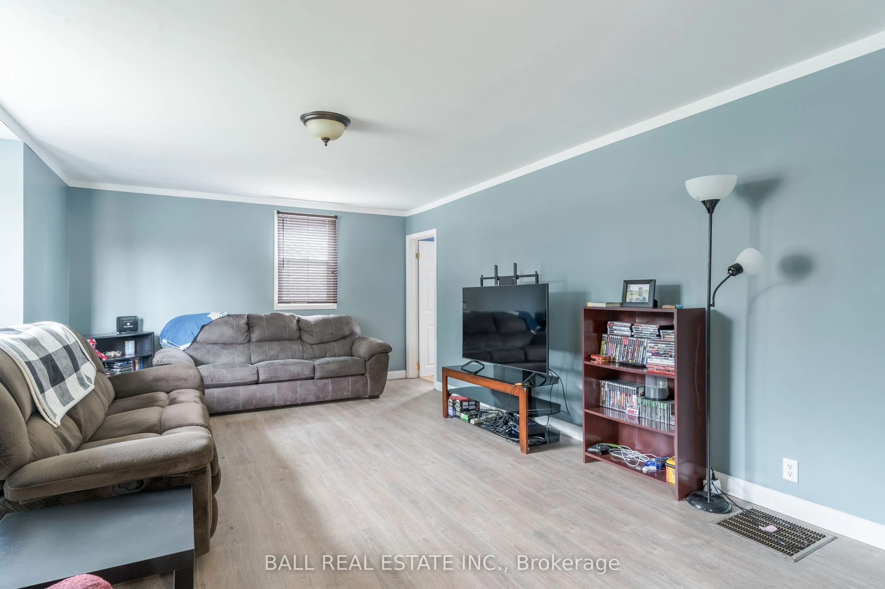87 Blairton Road