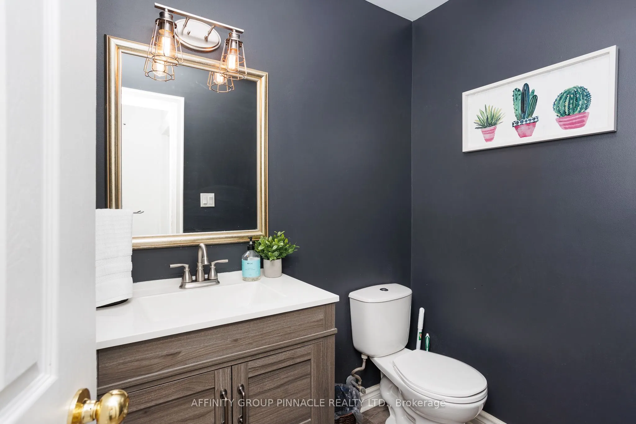 60 Sanderling Crescent