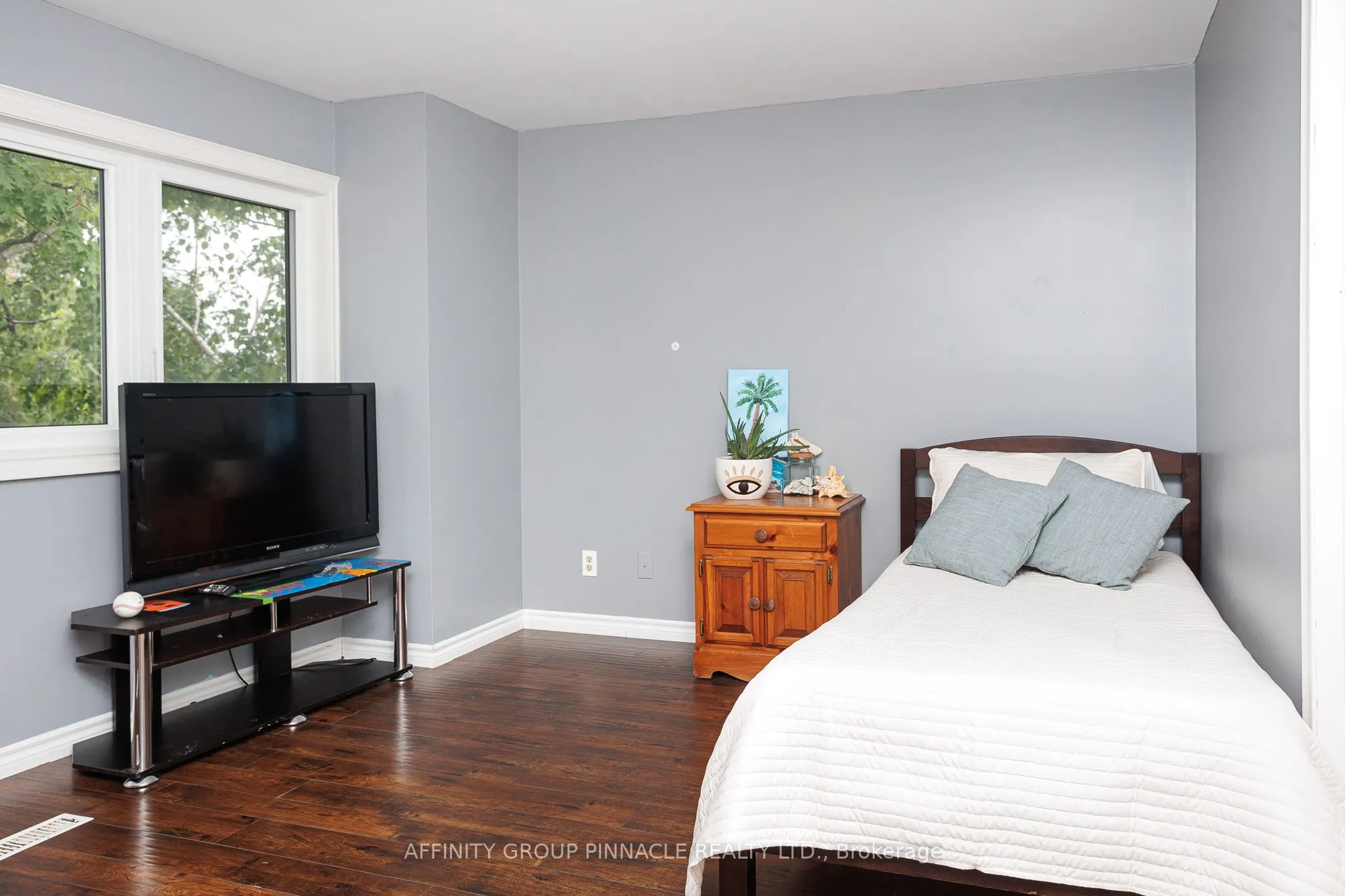 60 Sanderling Crescent