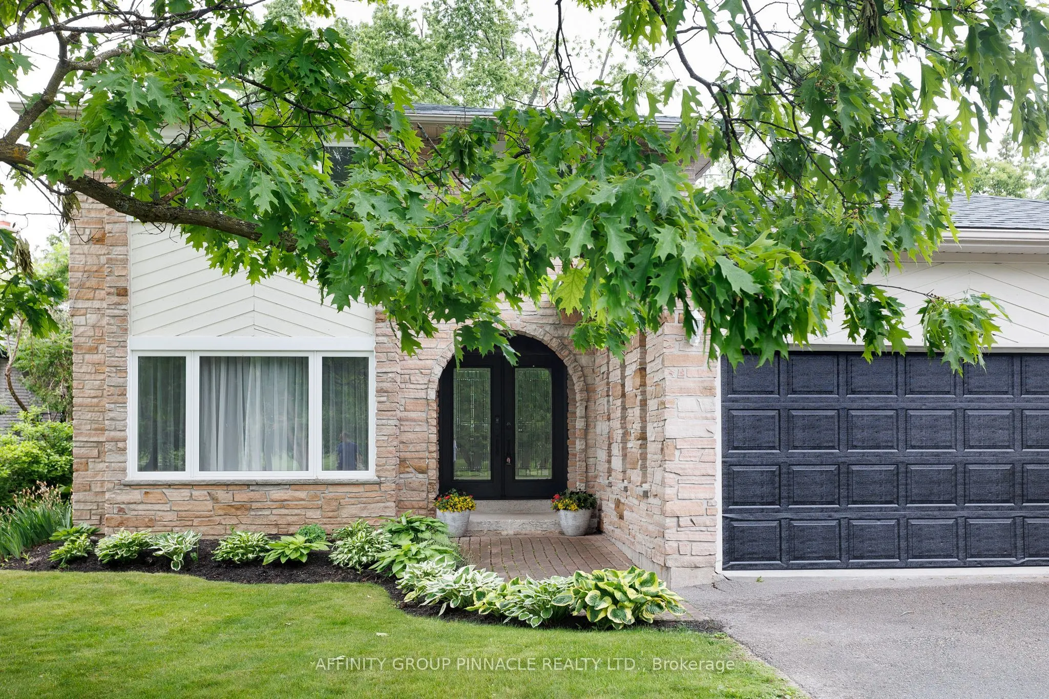 60 Sanderling Crescent