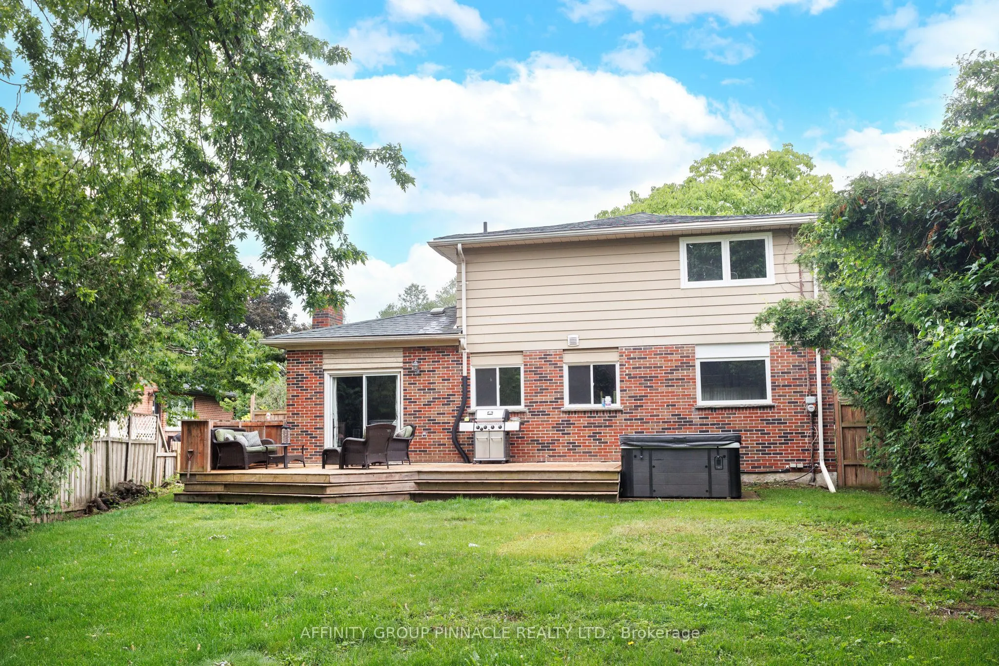 60 Sanderling Crescent