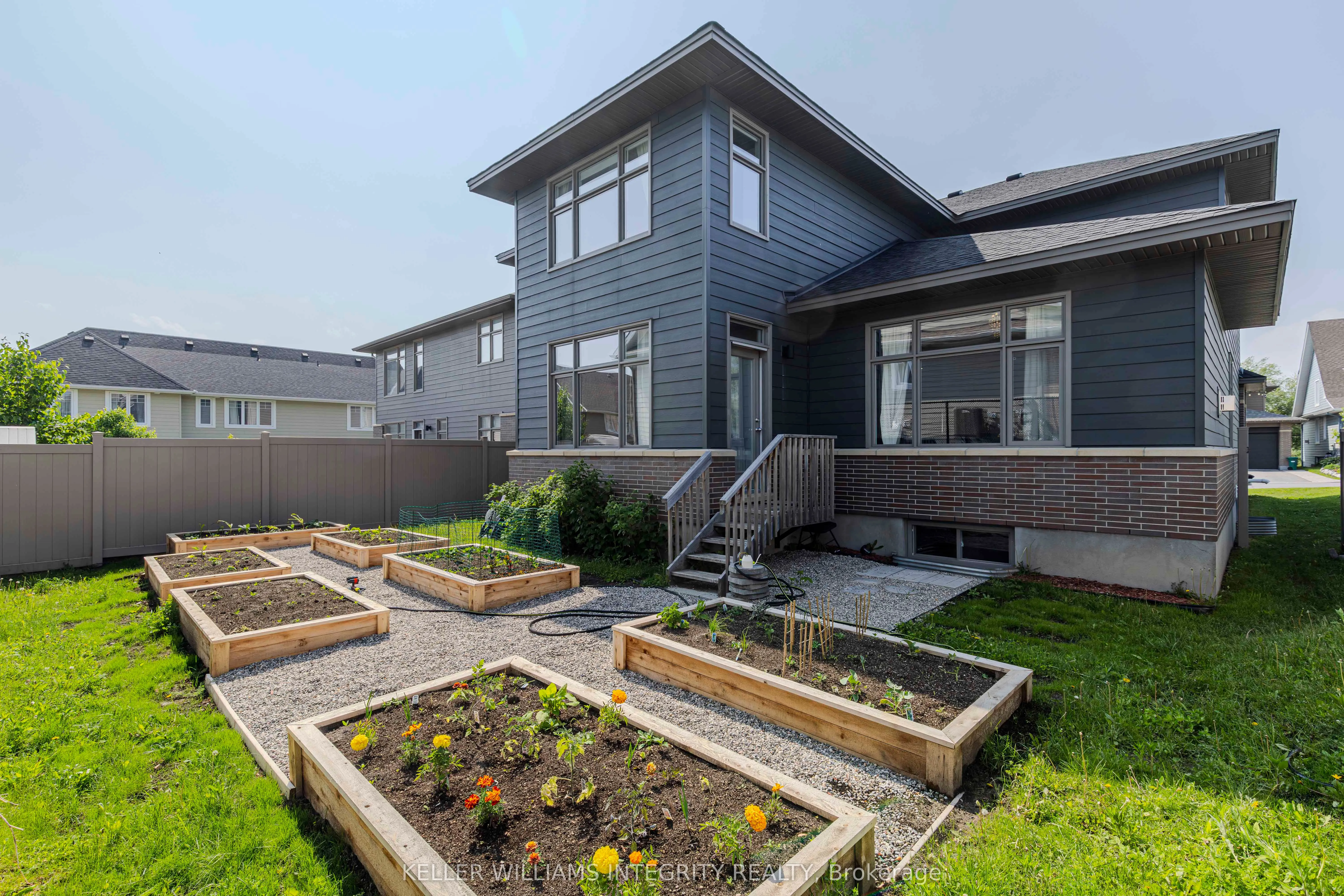 131 Escarpment Crescent