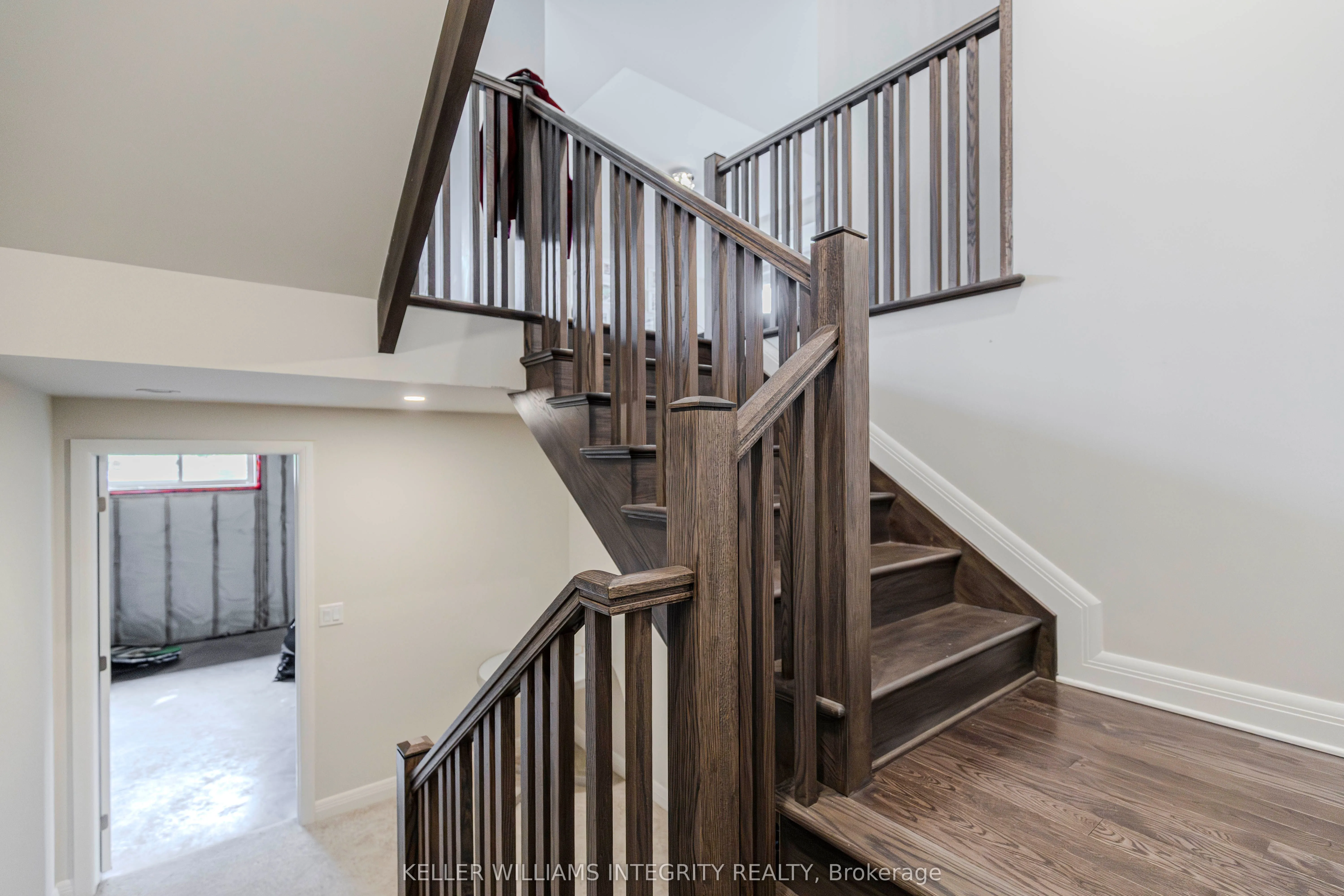 131 Escarpment Crescent