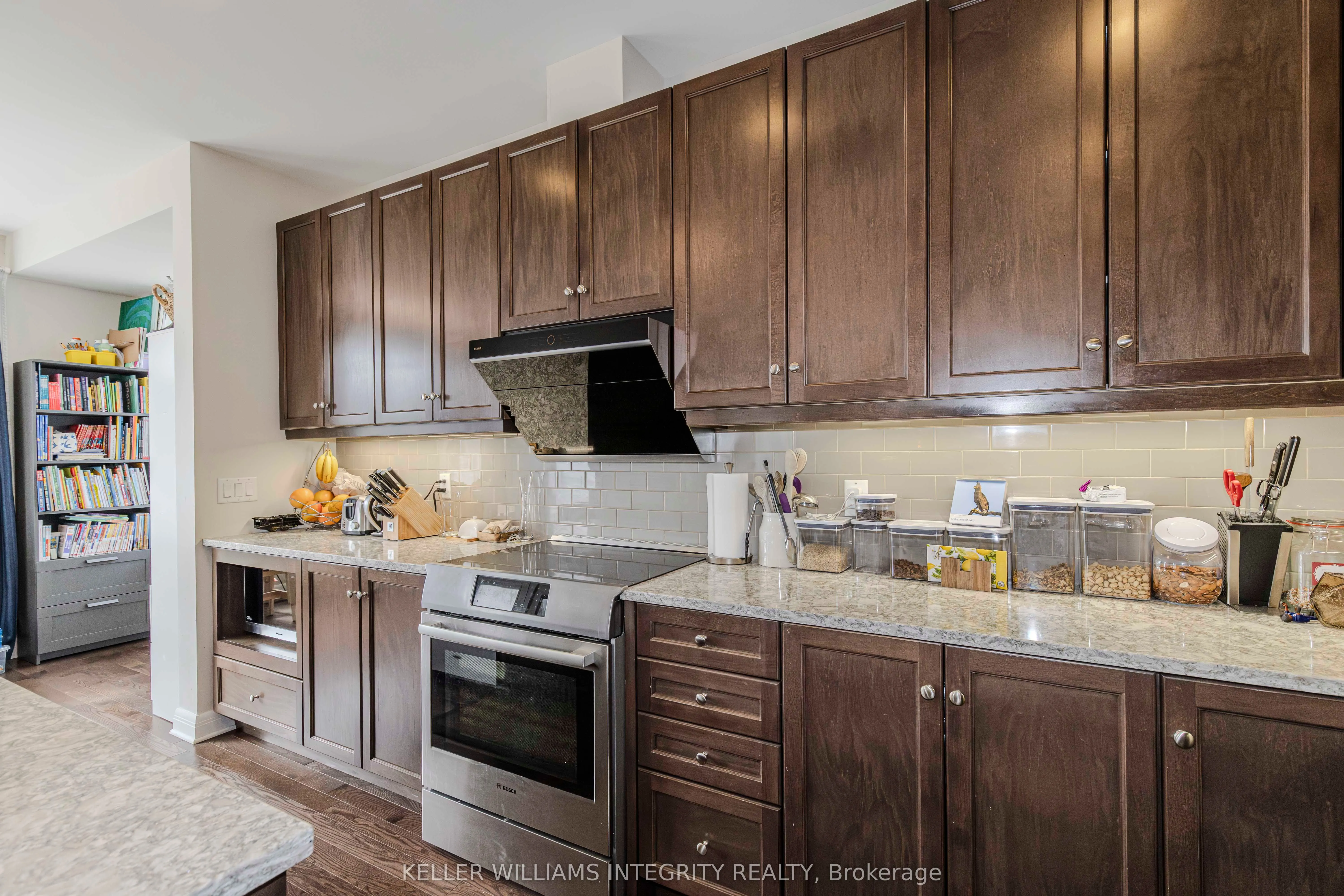 131 Escarpment Crescent
