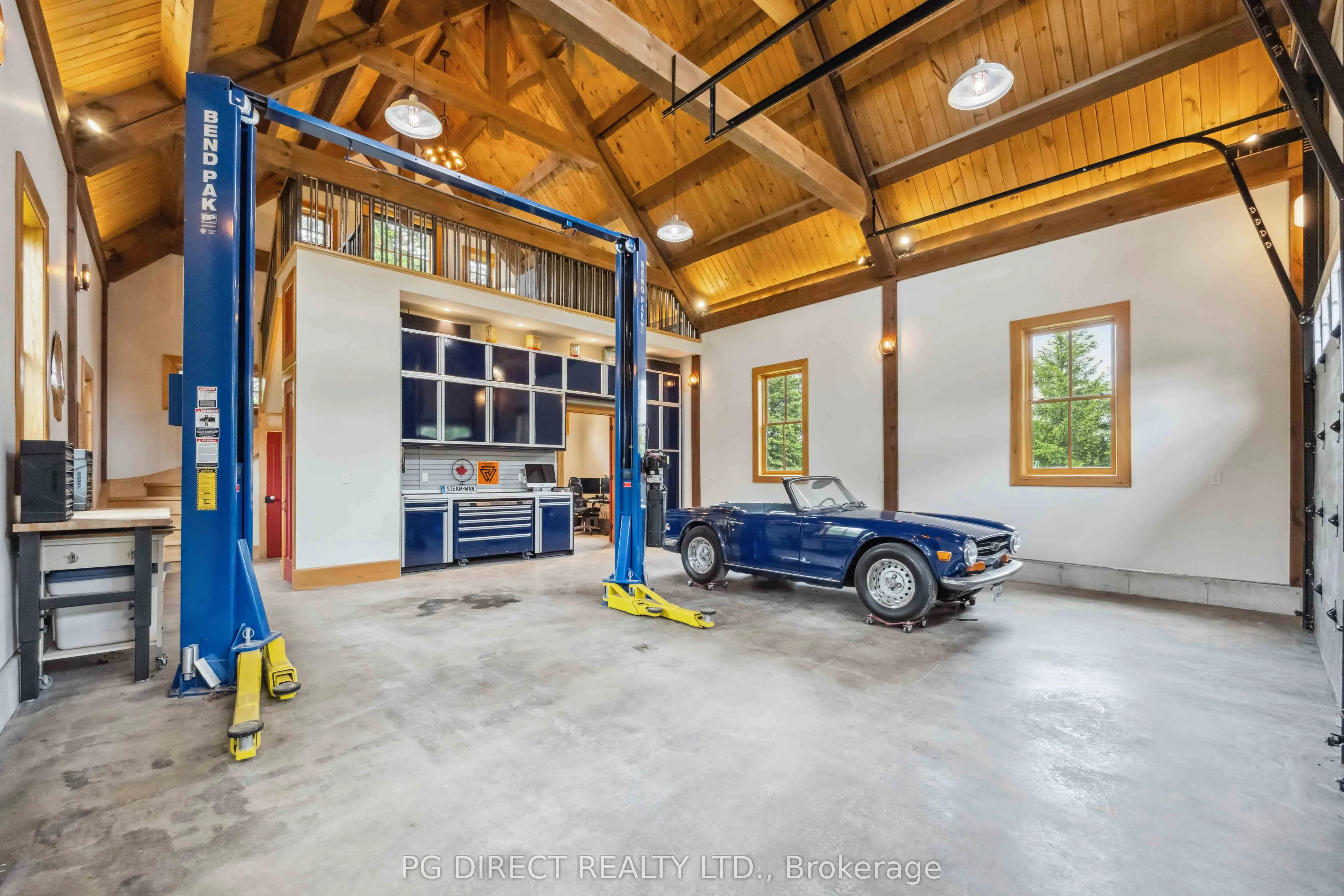 553763 Road 55
